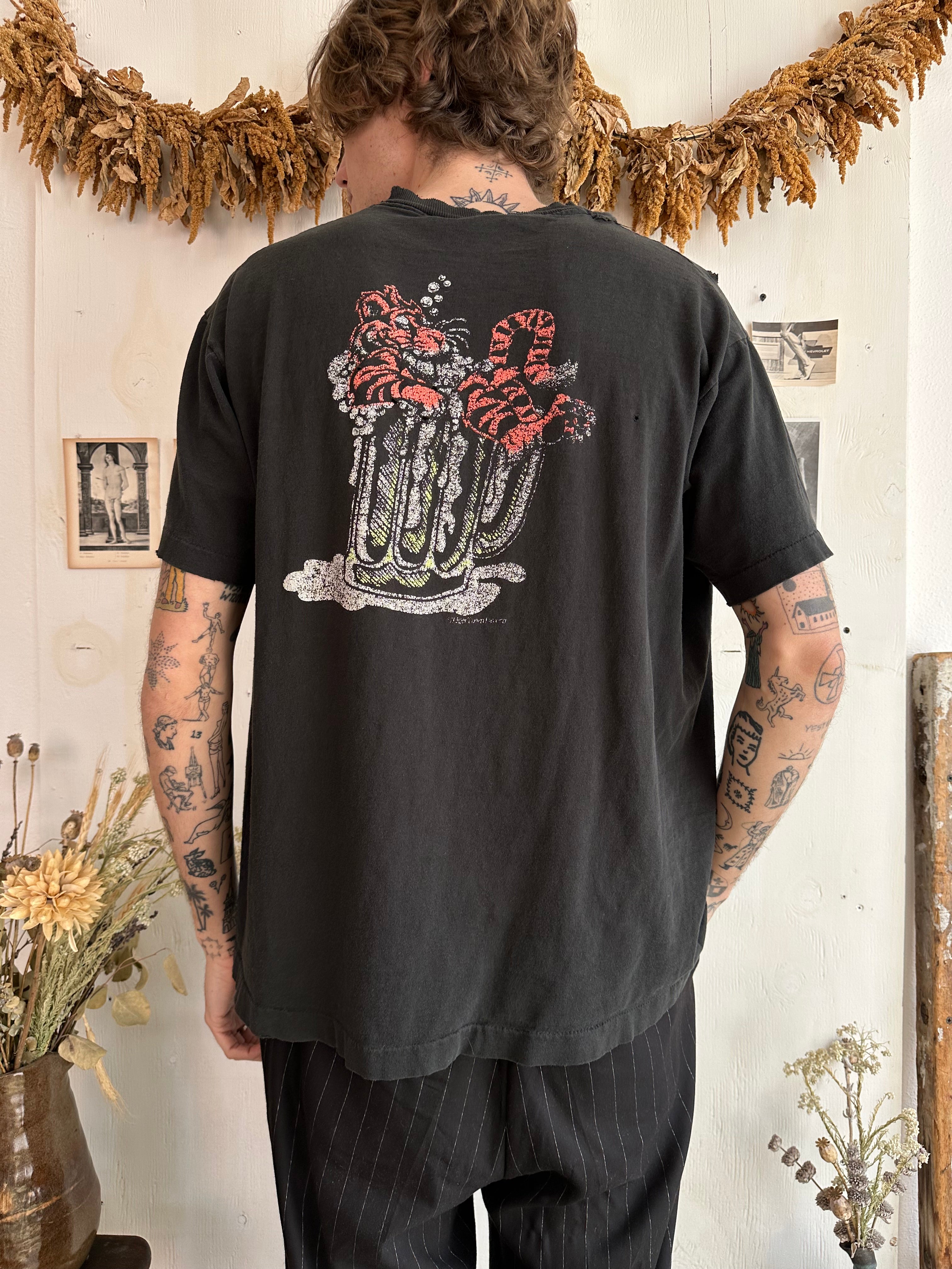 1990s Well-Worn Tiger Tavern Tee (Boxy XL)
