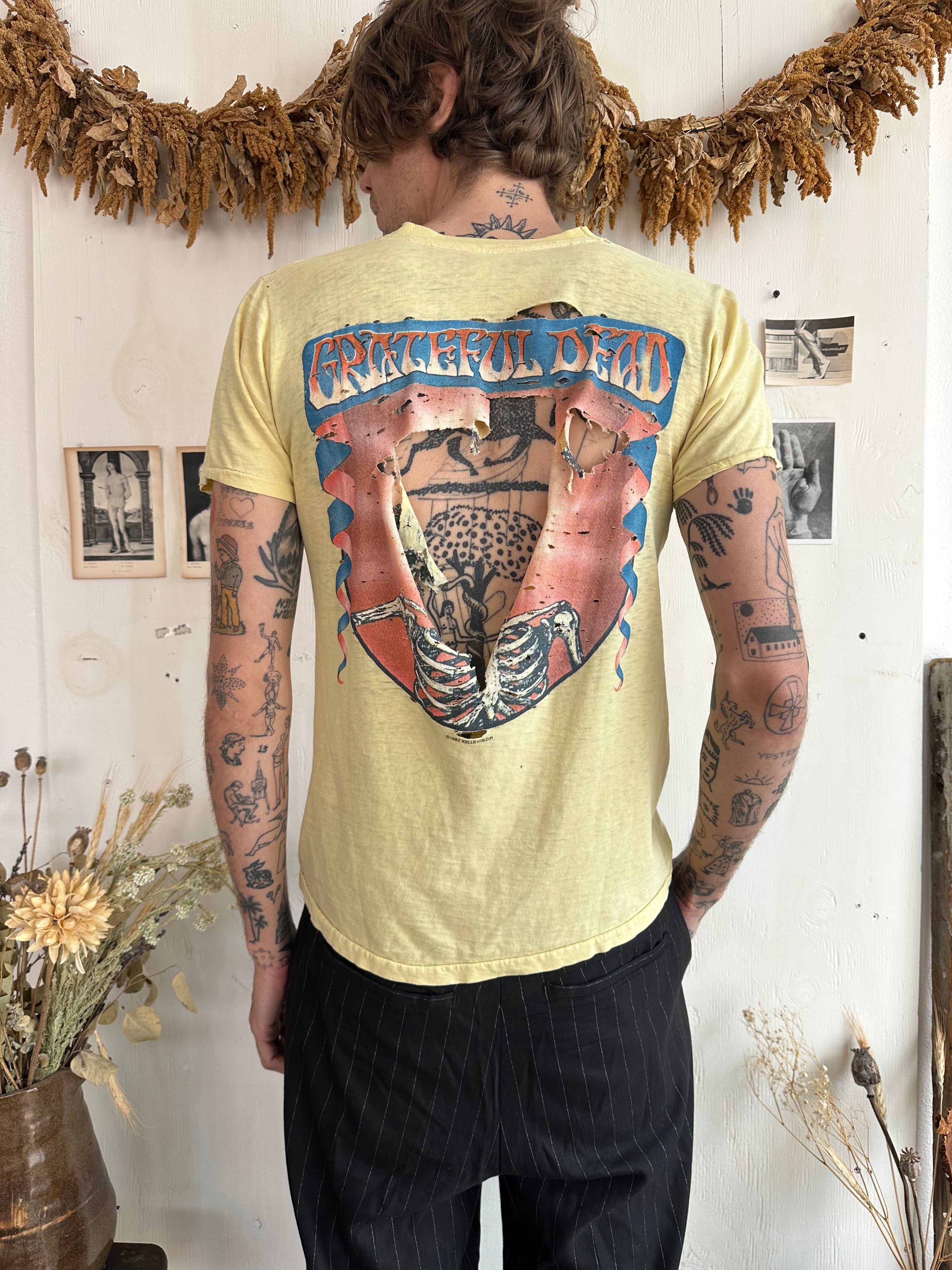 1982 Thrashed Grateful Dead Tour Tee (M)