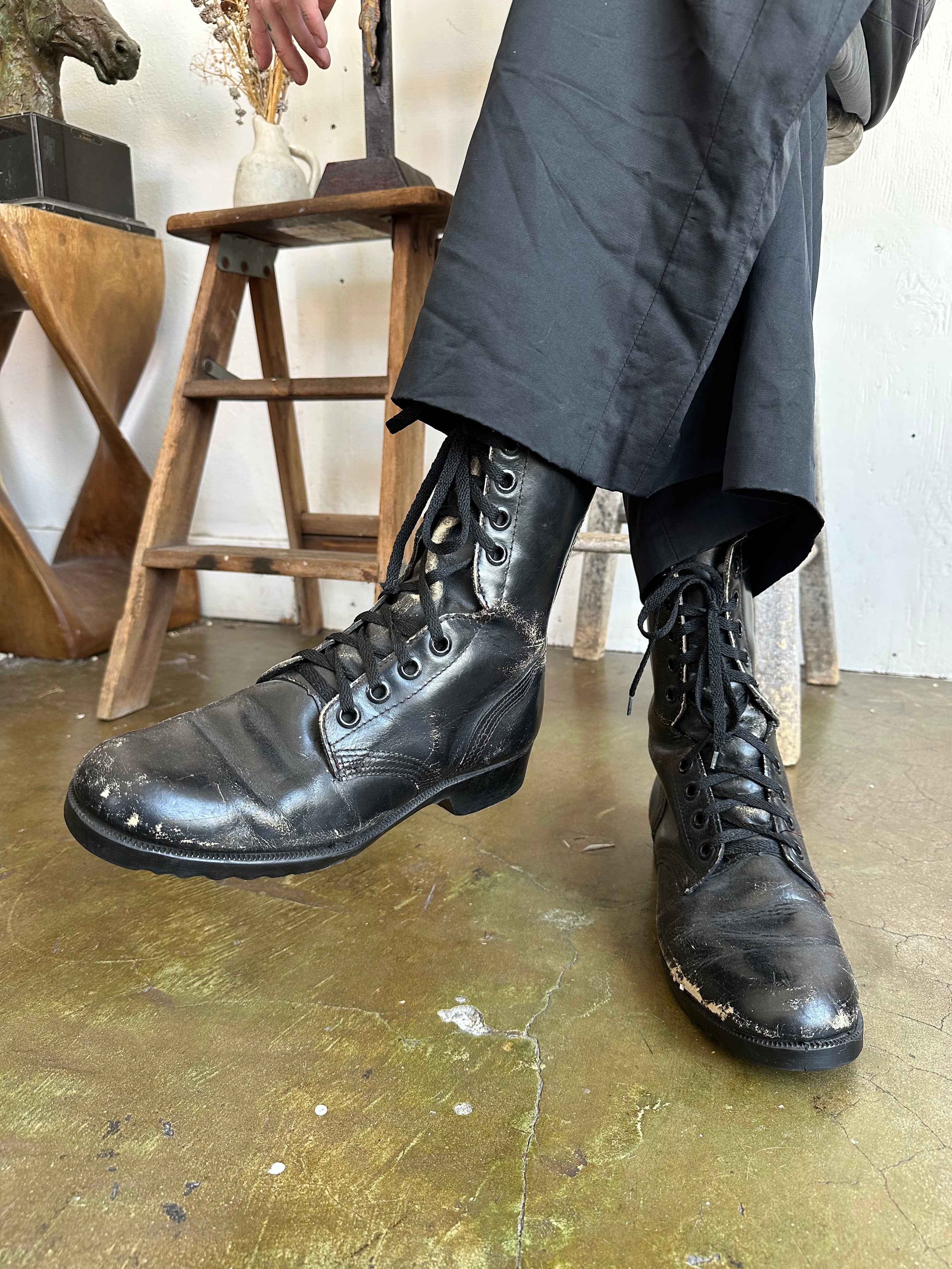 Well Worn Black Leather Combat Boots (9)