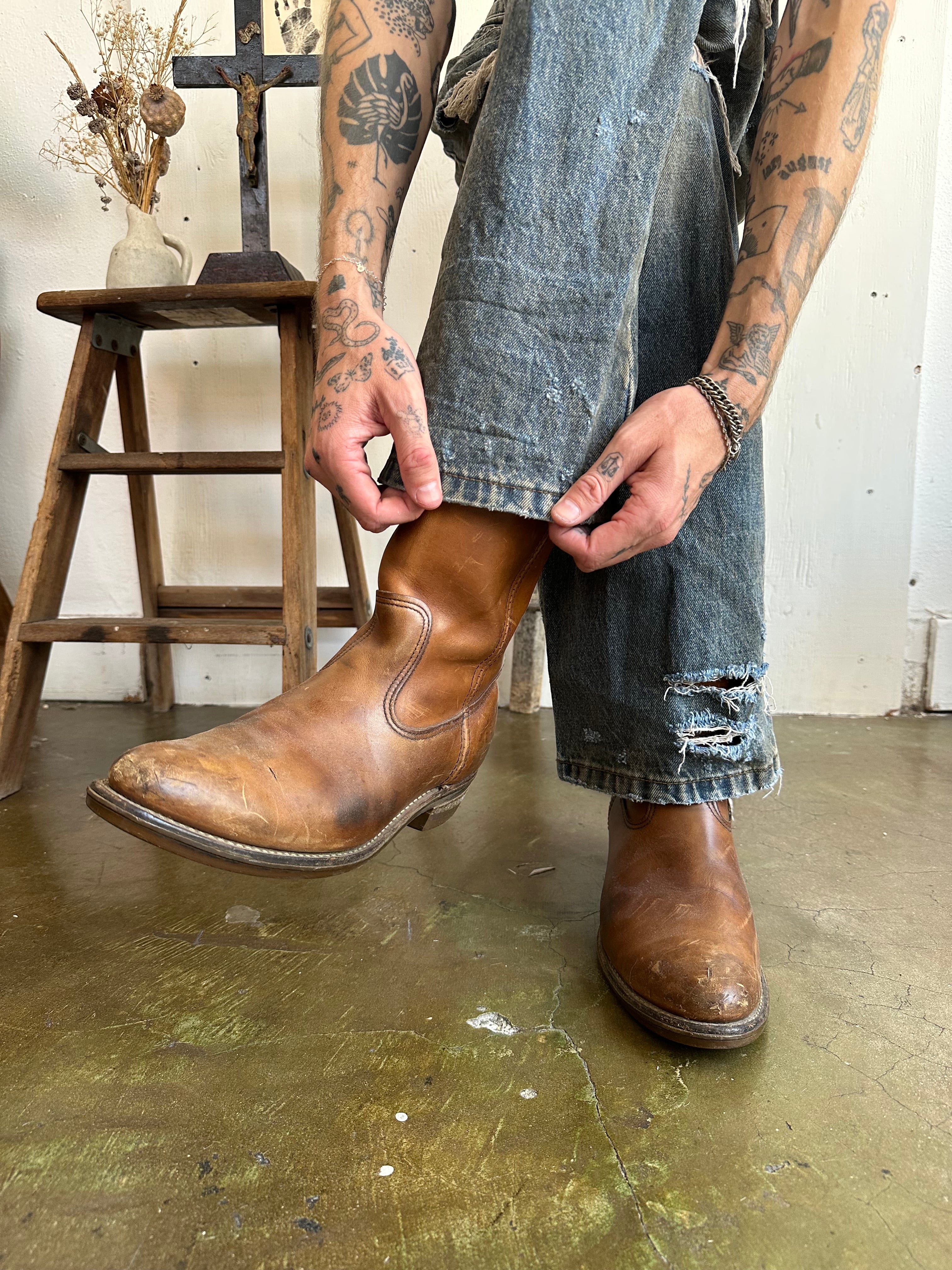 Vintage Well Worn Red Wing Ropers Cowboy Boots (10)