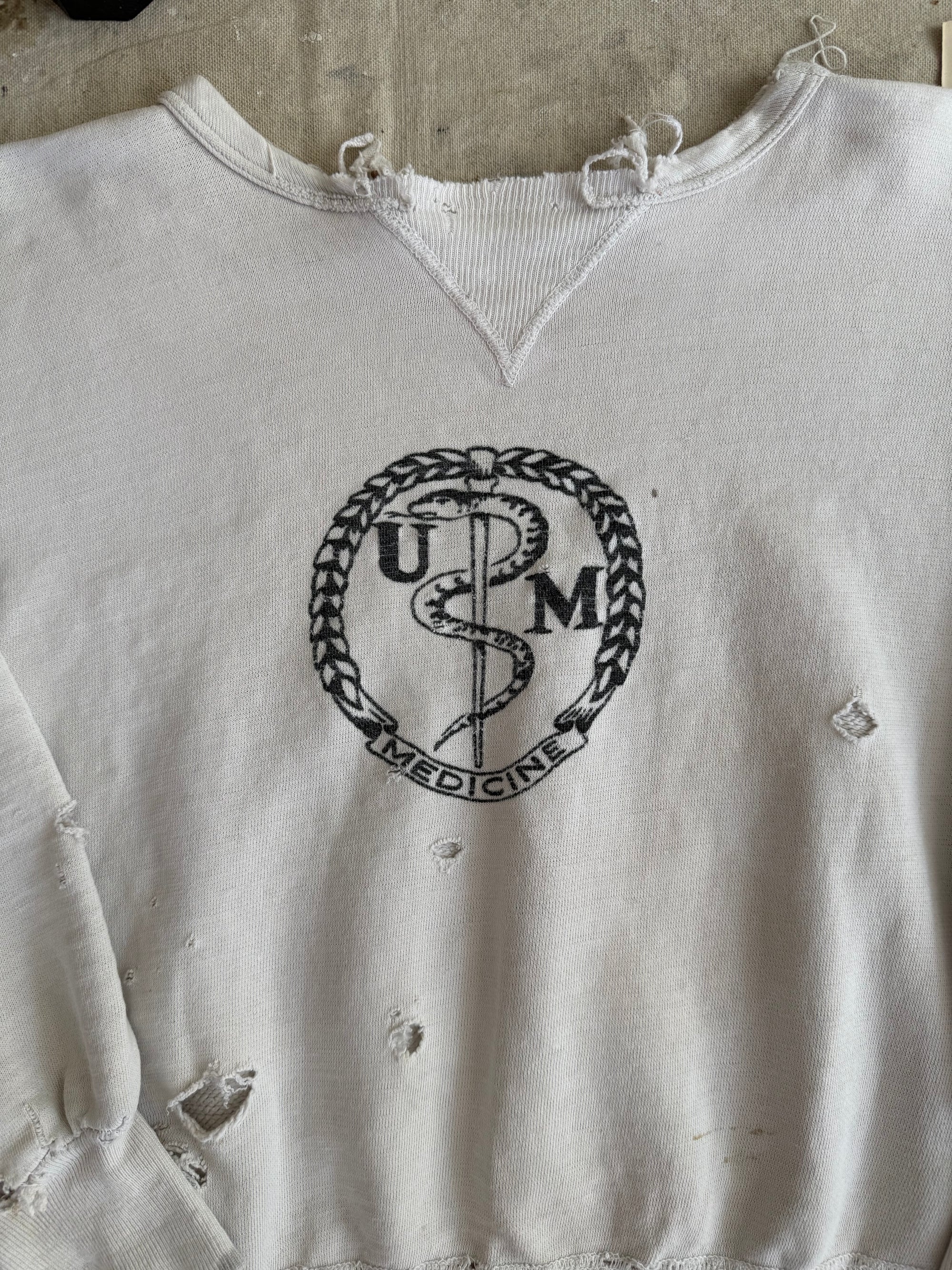 1940s Single V School of Medicine Sweatshirt