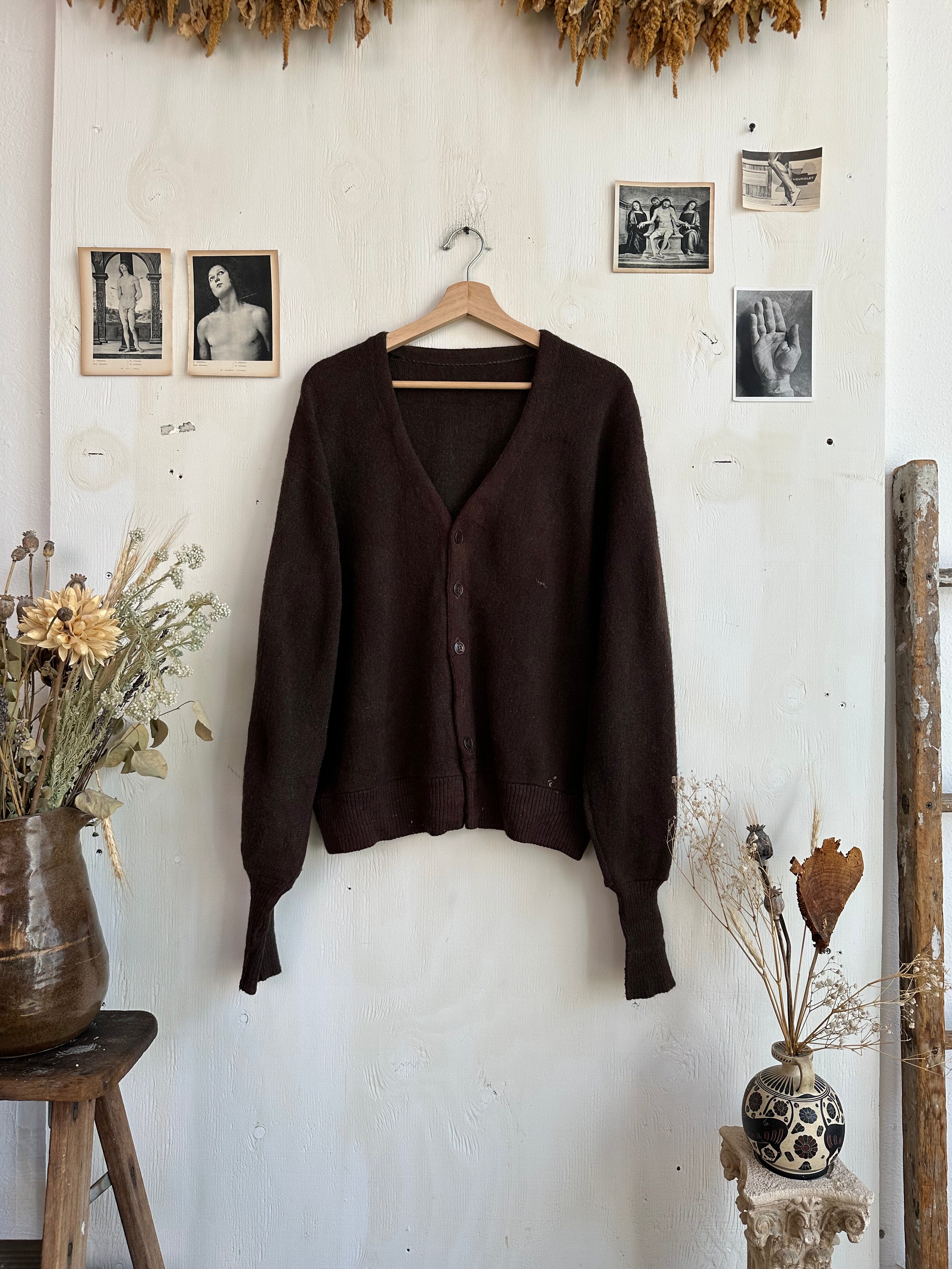 1980s Well-Worn Green and Brown Knit Cardigan (Boxy L/XL)