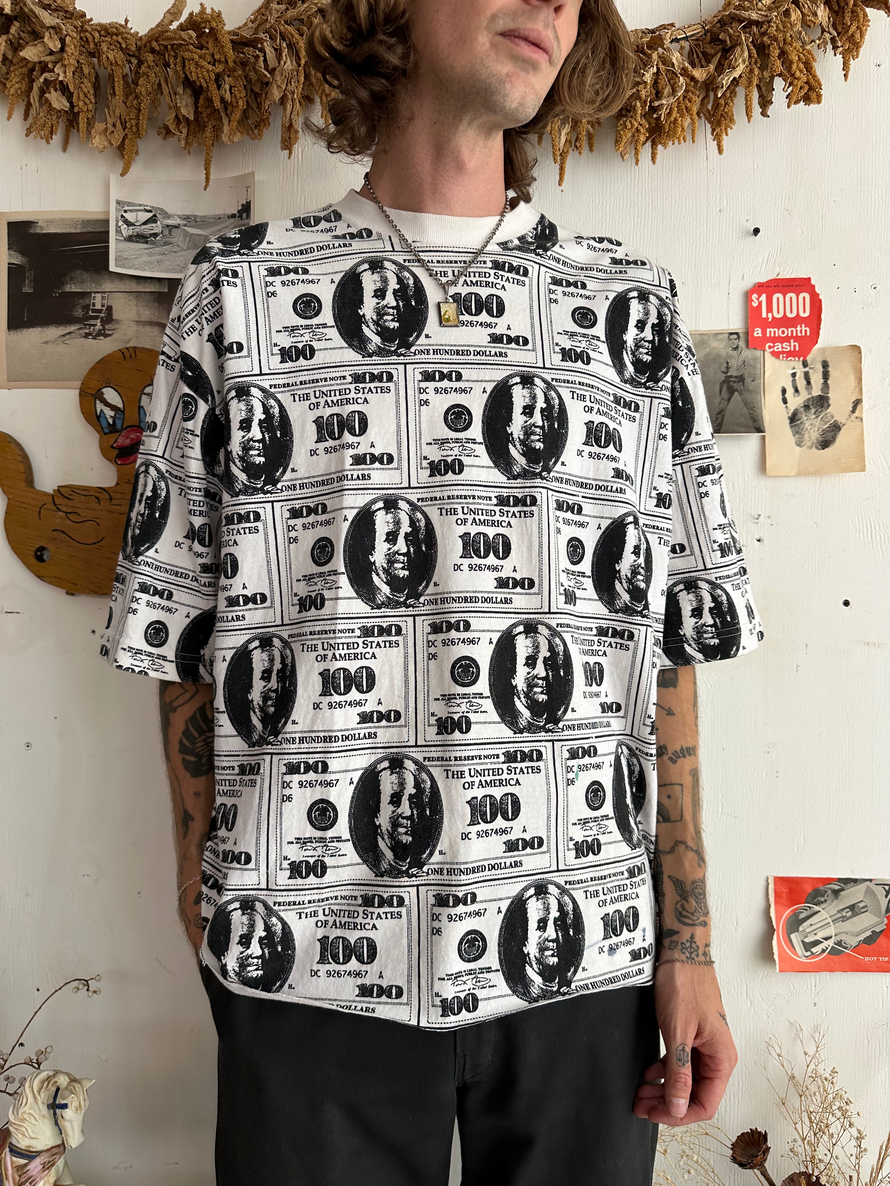 1990s All Over Print Money T-Shirt (Boxy XL)