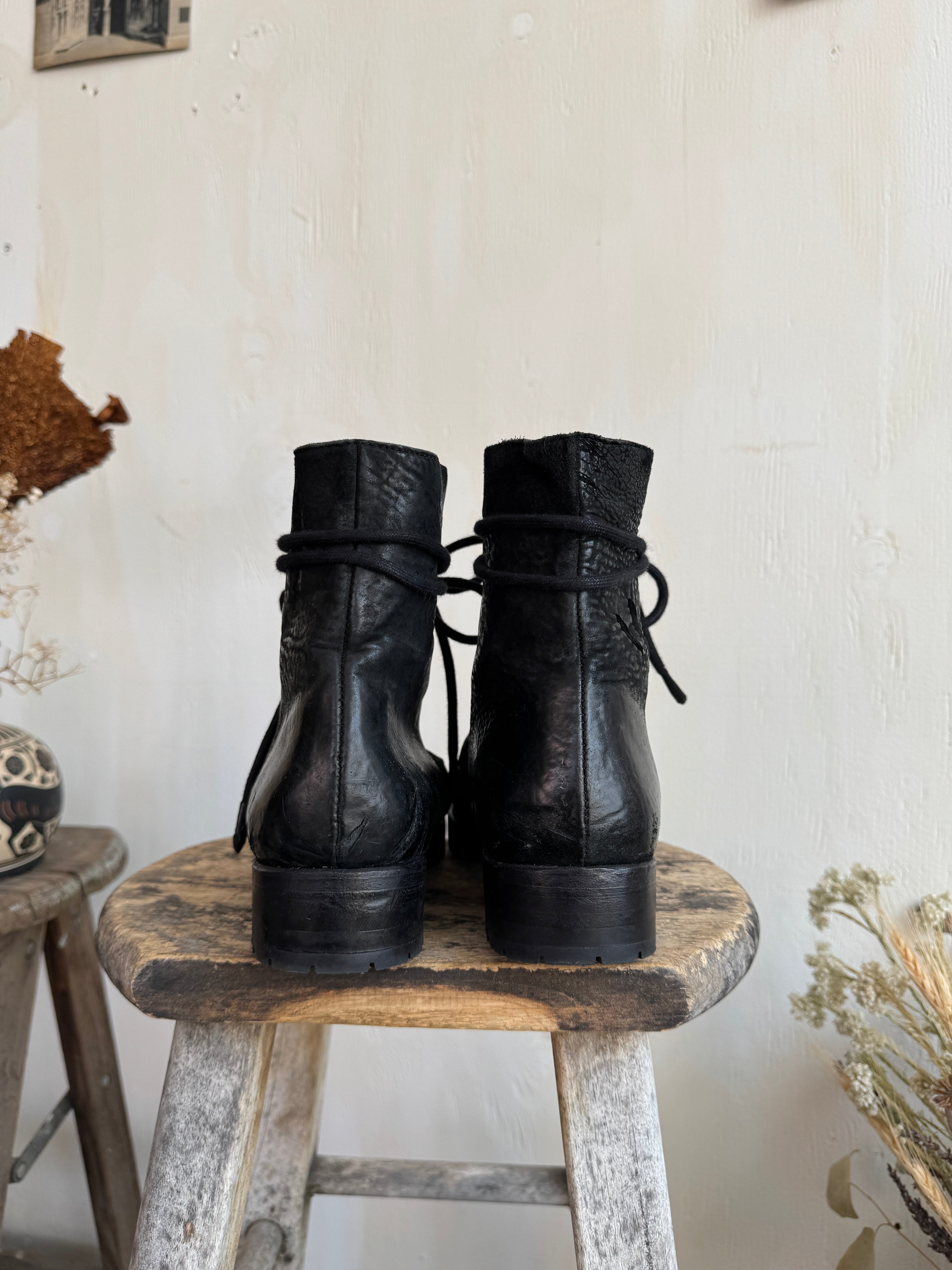 Well-Worn Asgaard Combat Boots (37)