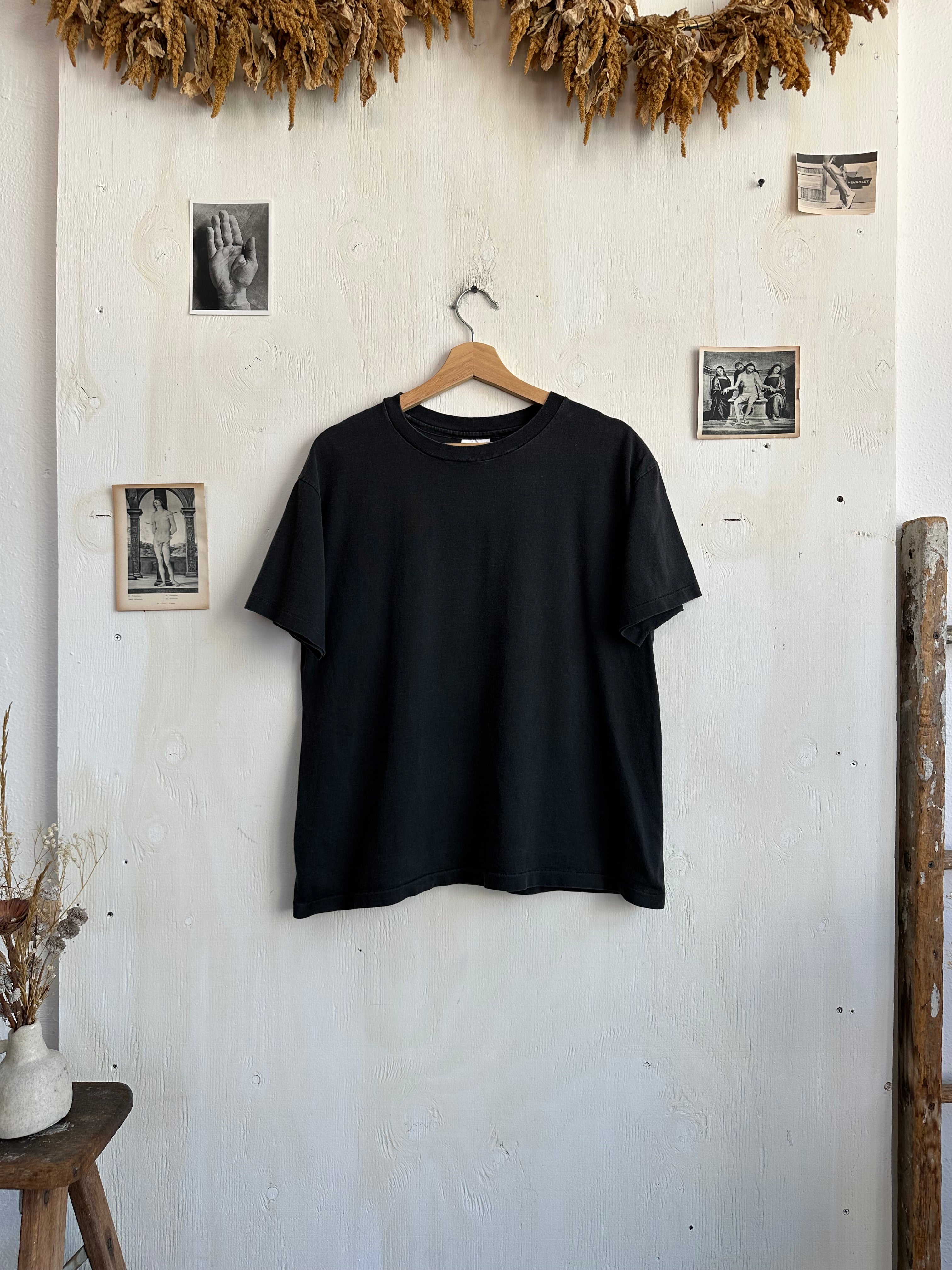 1990s Faded Hanes Blank (Boxy M)