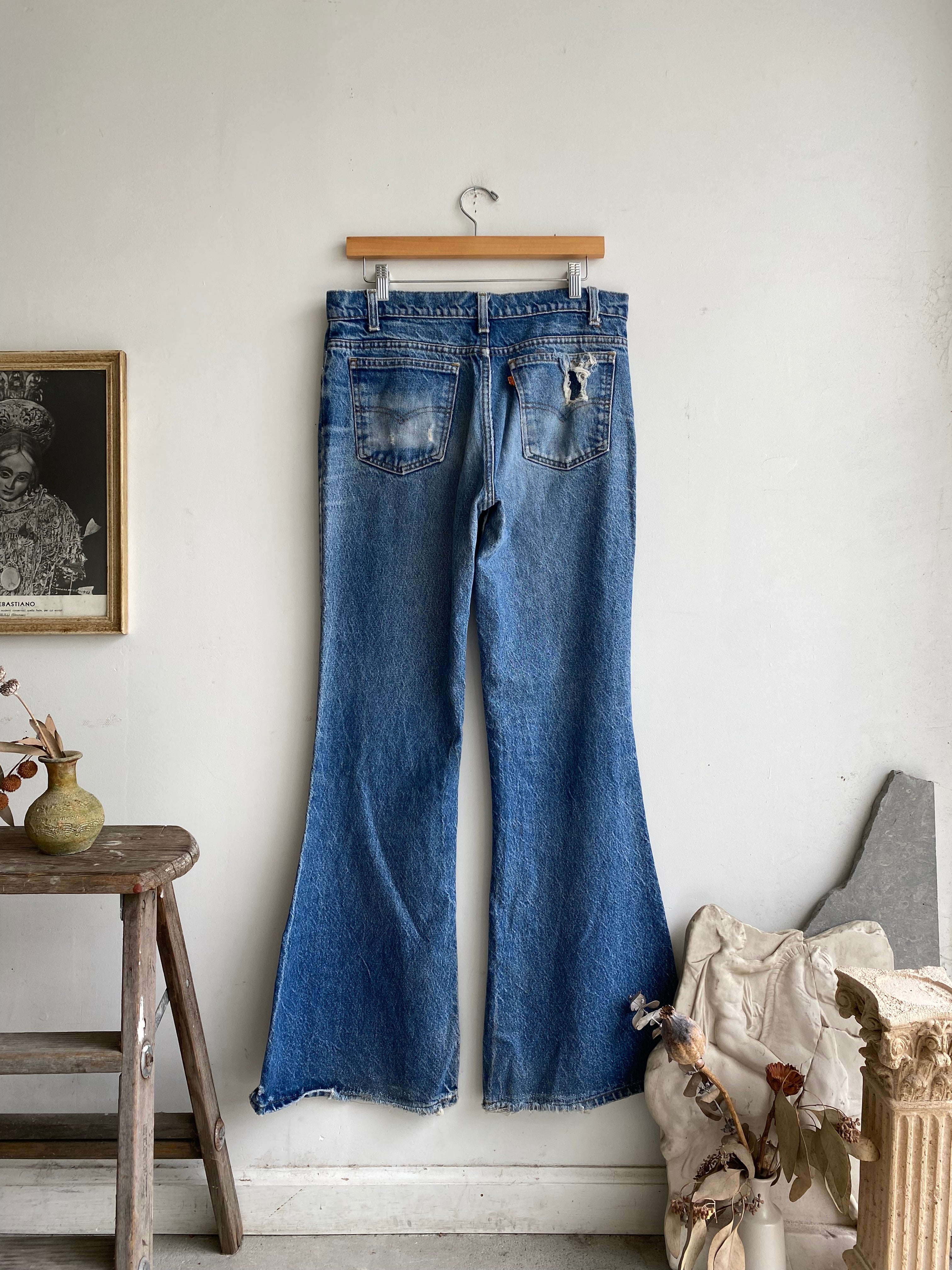 1980s Bell-Bottom Levi's Jeans (32 x 32)