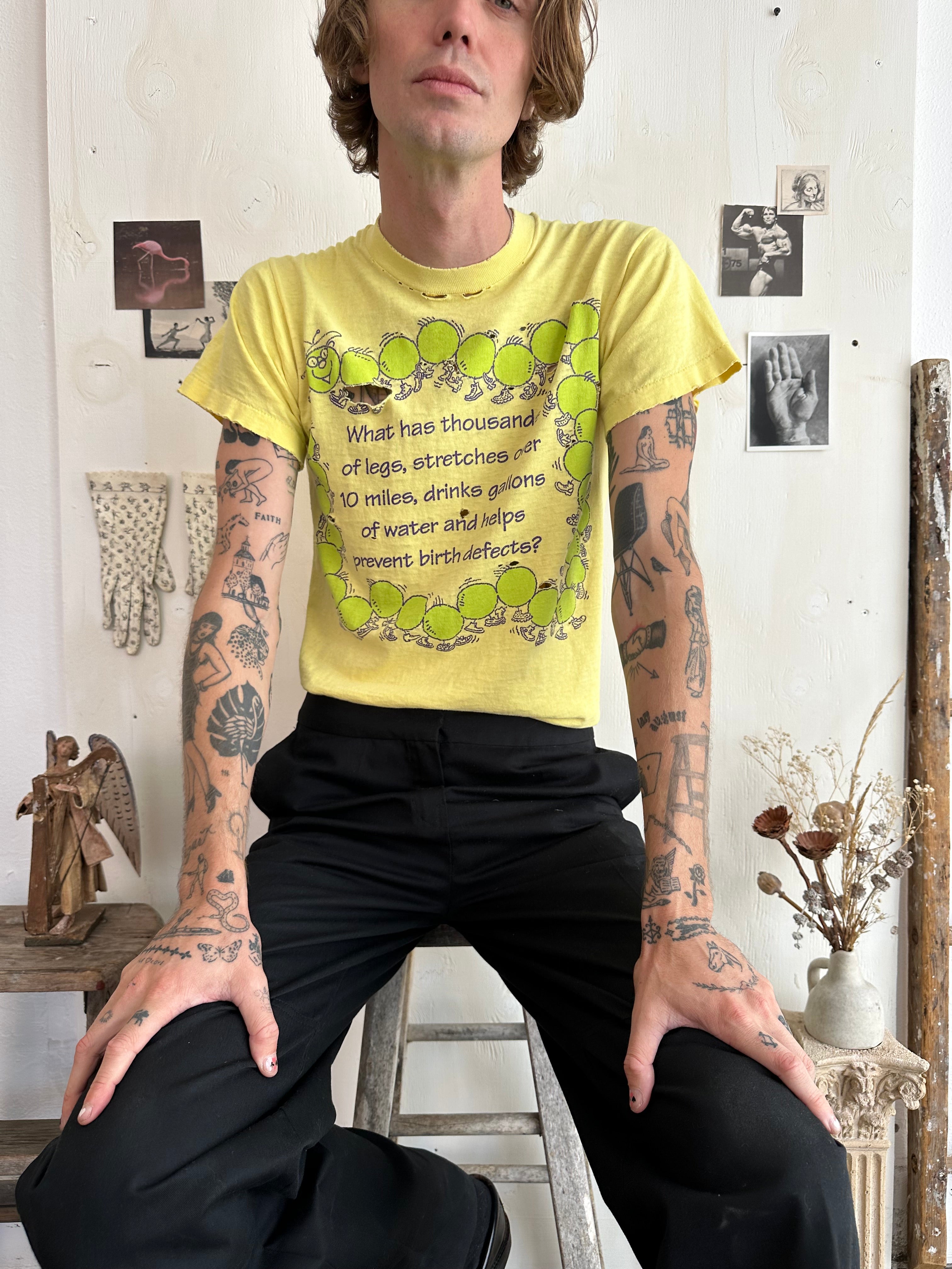 1980s Thrashed WalkAmerica T-Shirt (M)