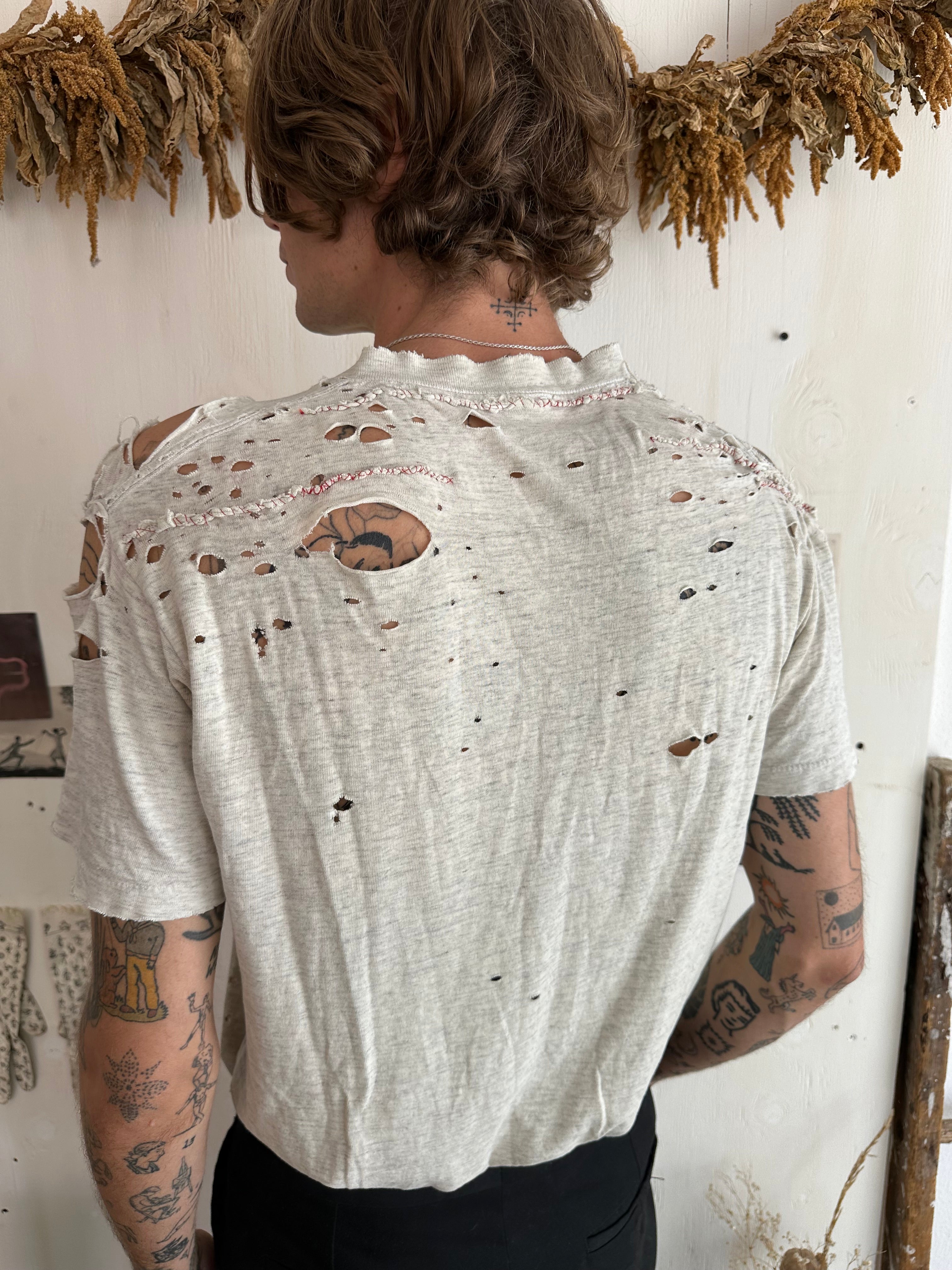 1980s Shredded Blue Whale T-Shirt (M)