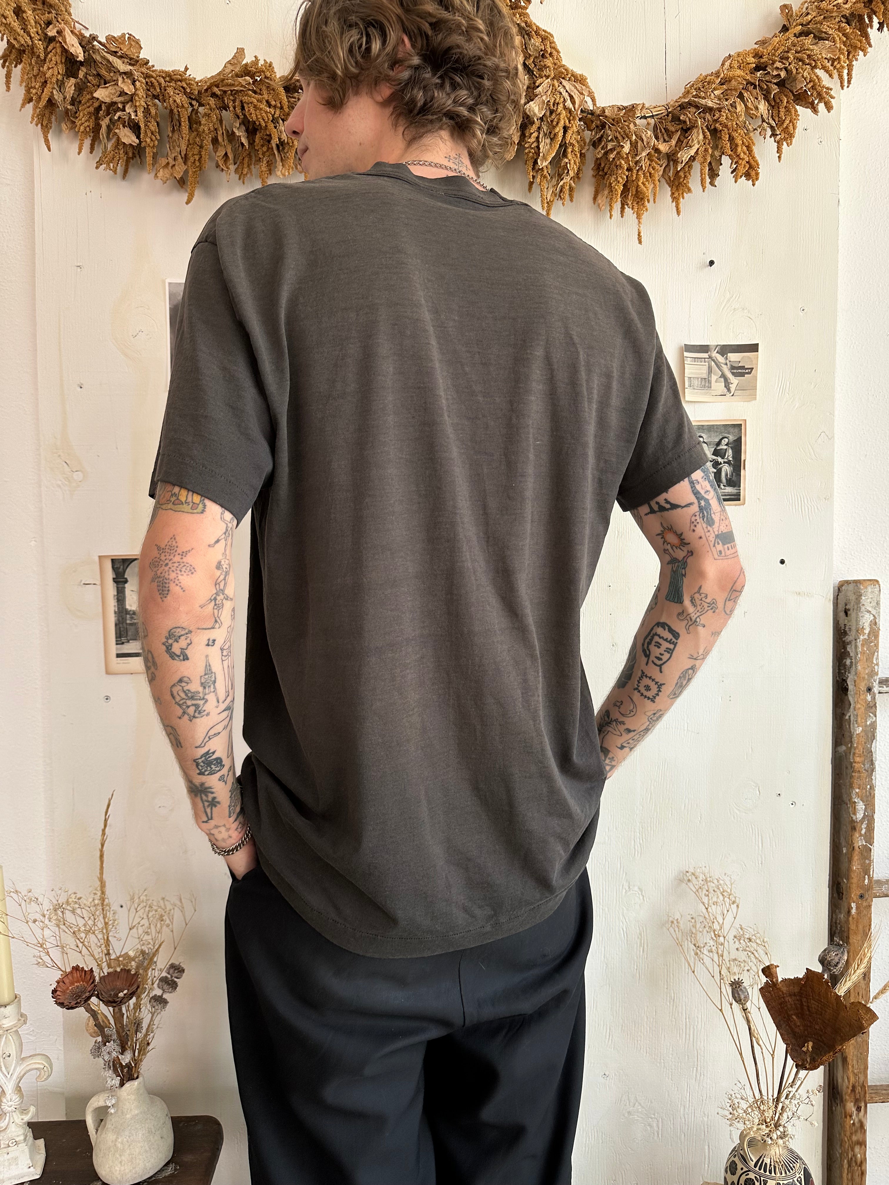 1990s Sunfaded Paper Thin Pocket Tee (XL)