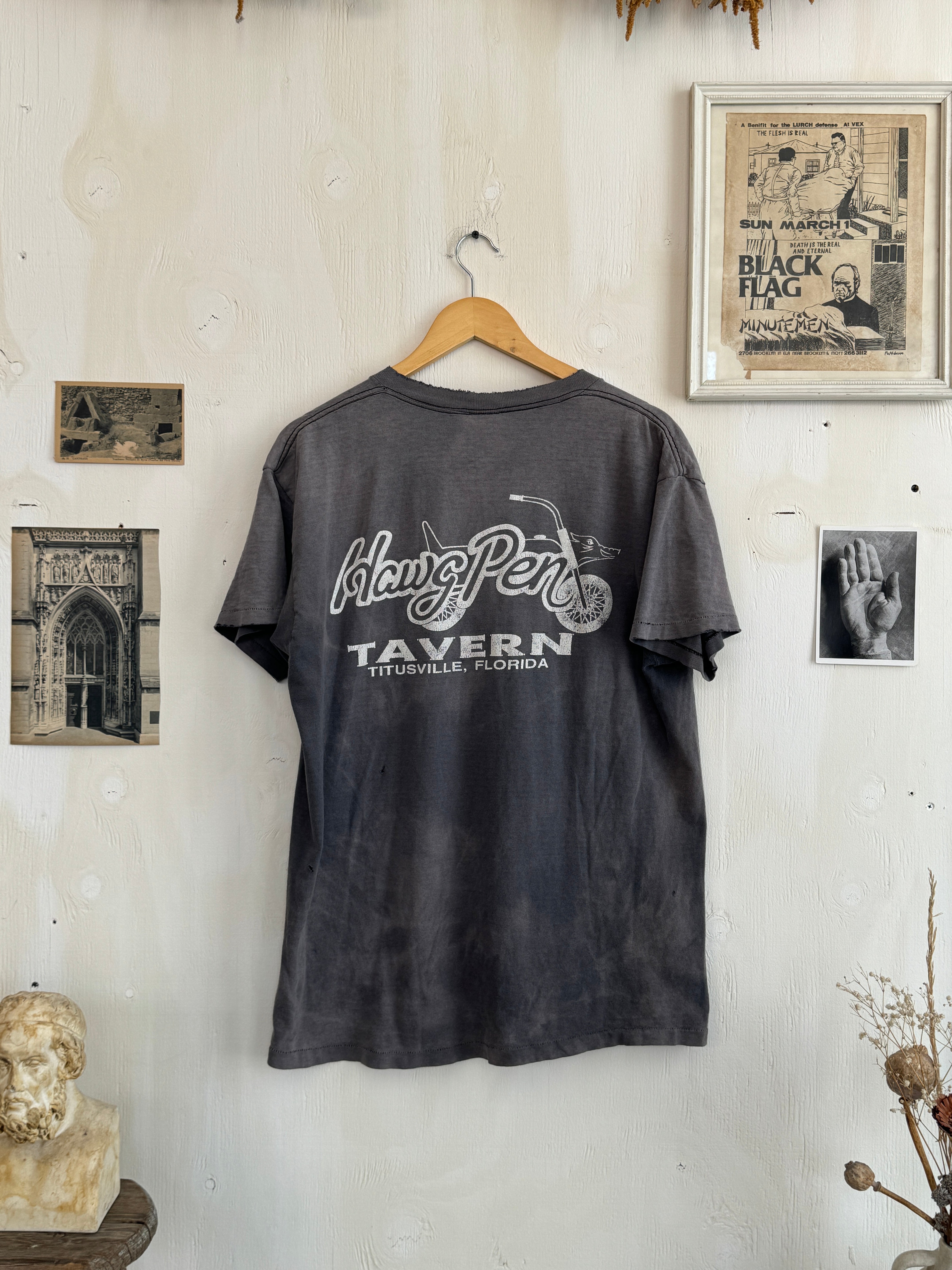 1980s Thrashed Sun Faded Hawg Pen T-Shirt (Boxy L/XL)