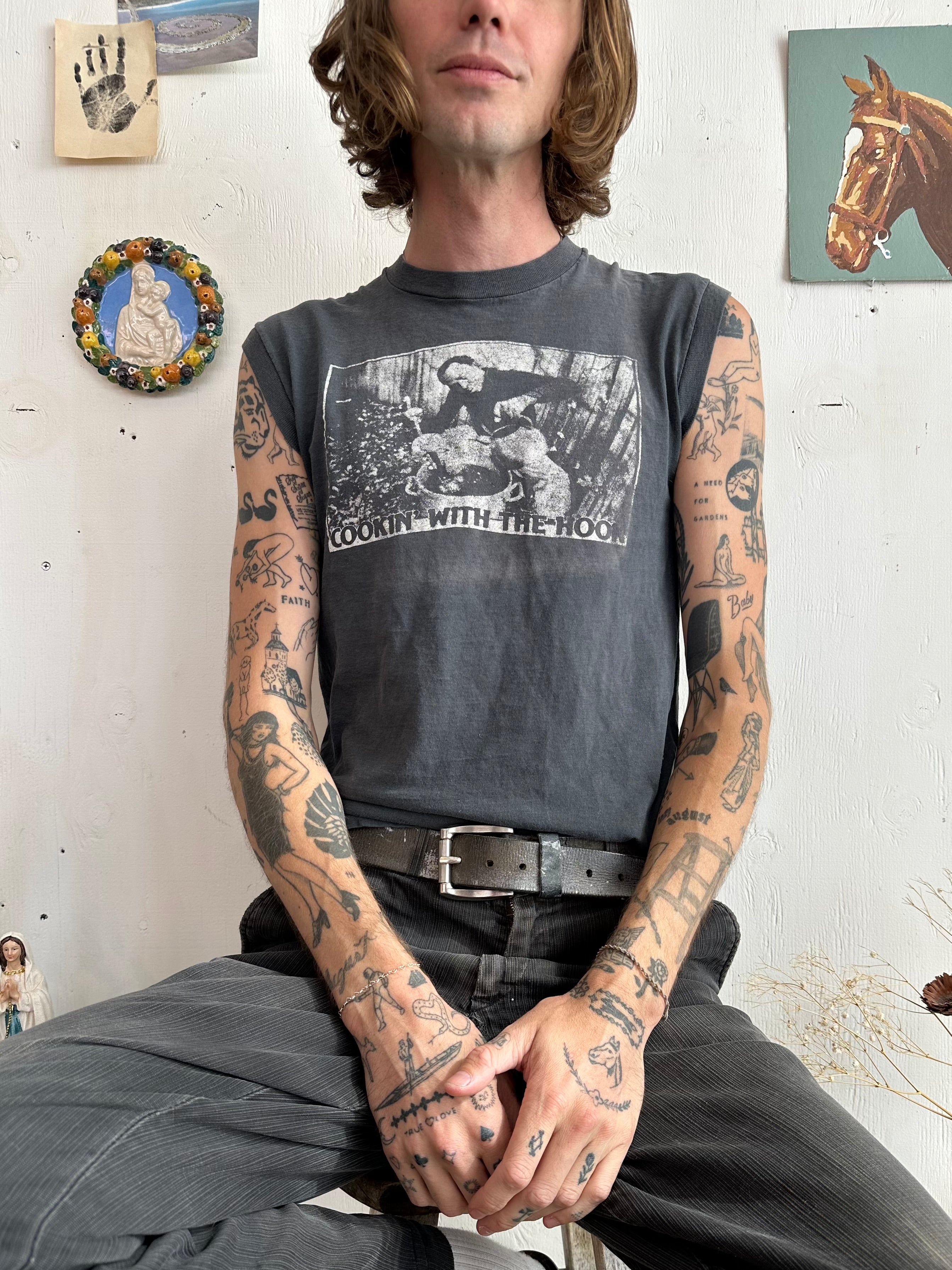 1974 Cookin With the Hook Muscle Tee (S/M)