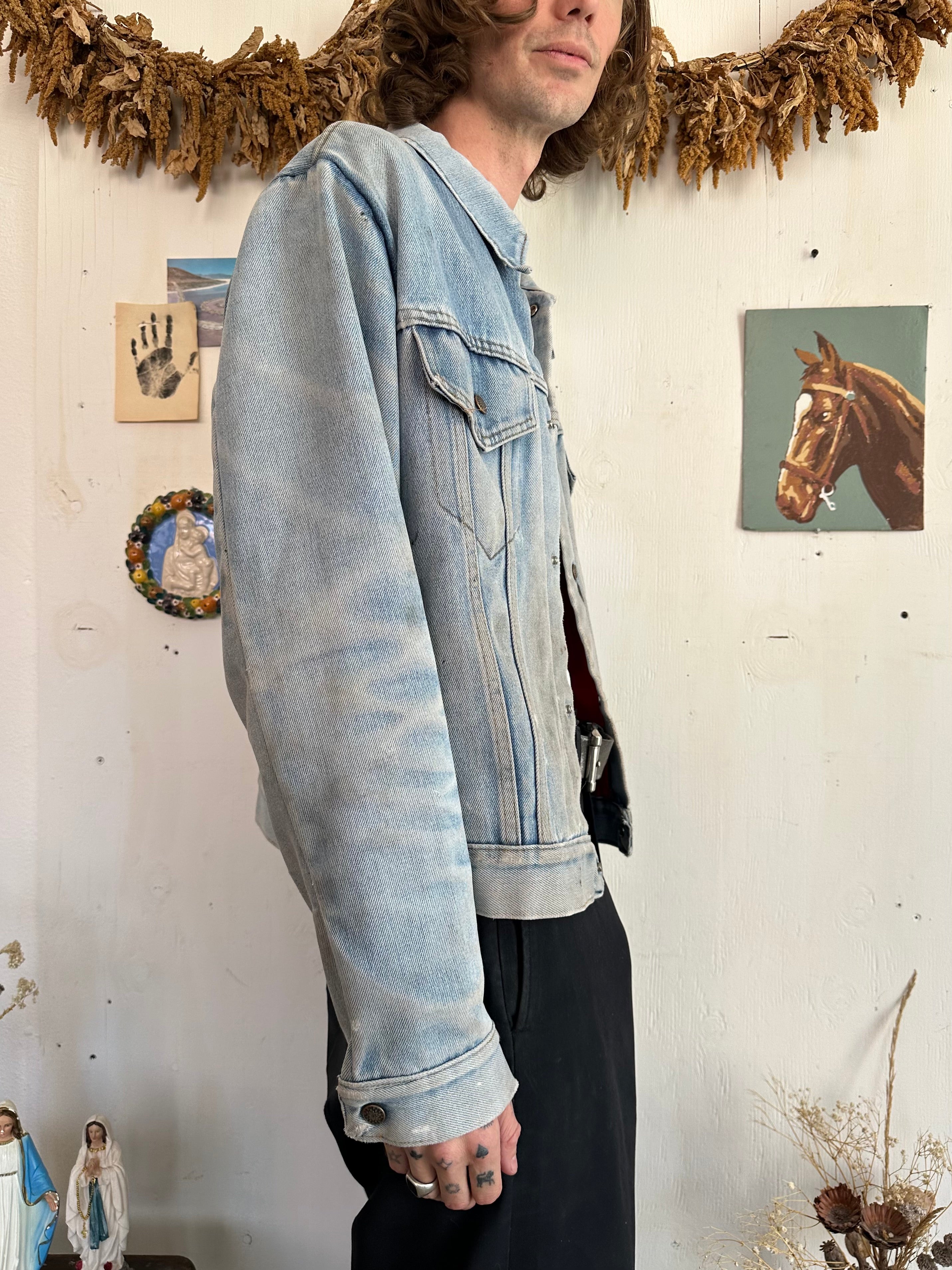 1970s Sunfaded Trucker Jacket W/ Red Lining (Boxy M)