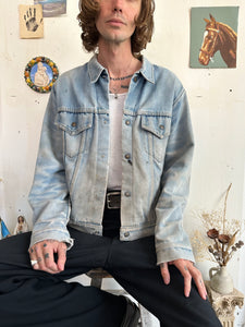 1970s Sunfaded Trucker Jacket W/ Red Lining (Boxy M)