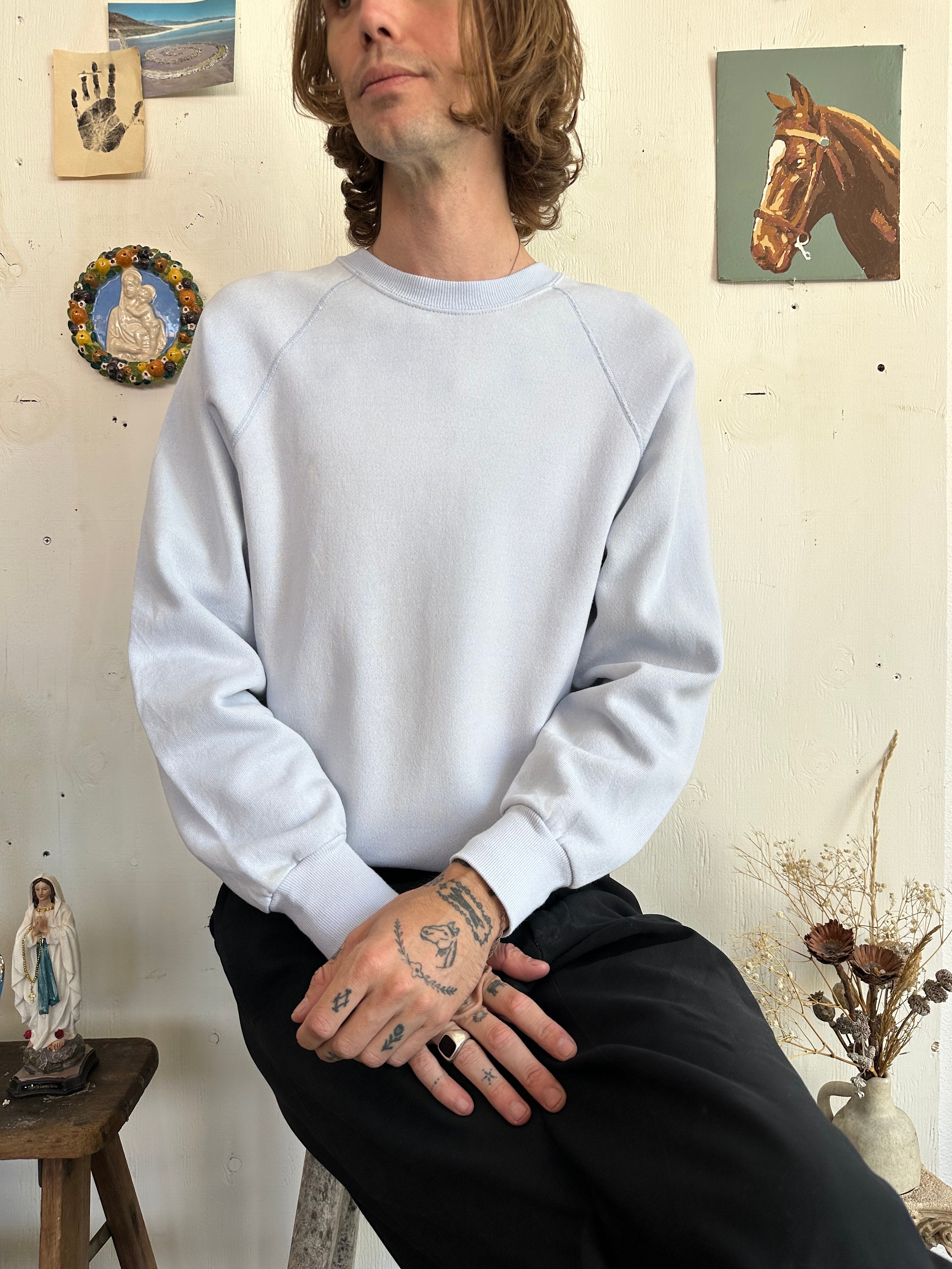 1990s Faded Raglan Sleeve Sweatshirt (M/L)