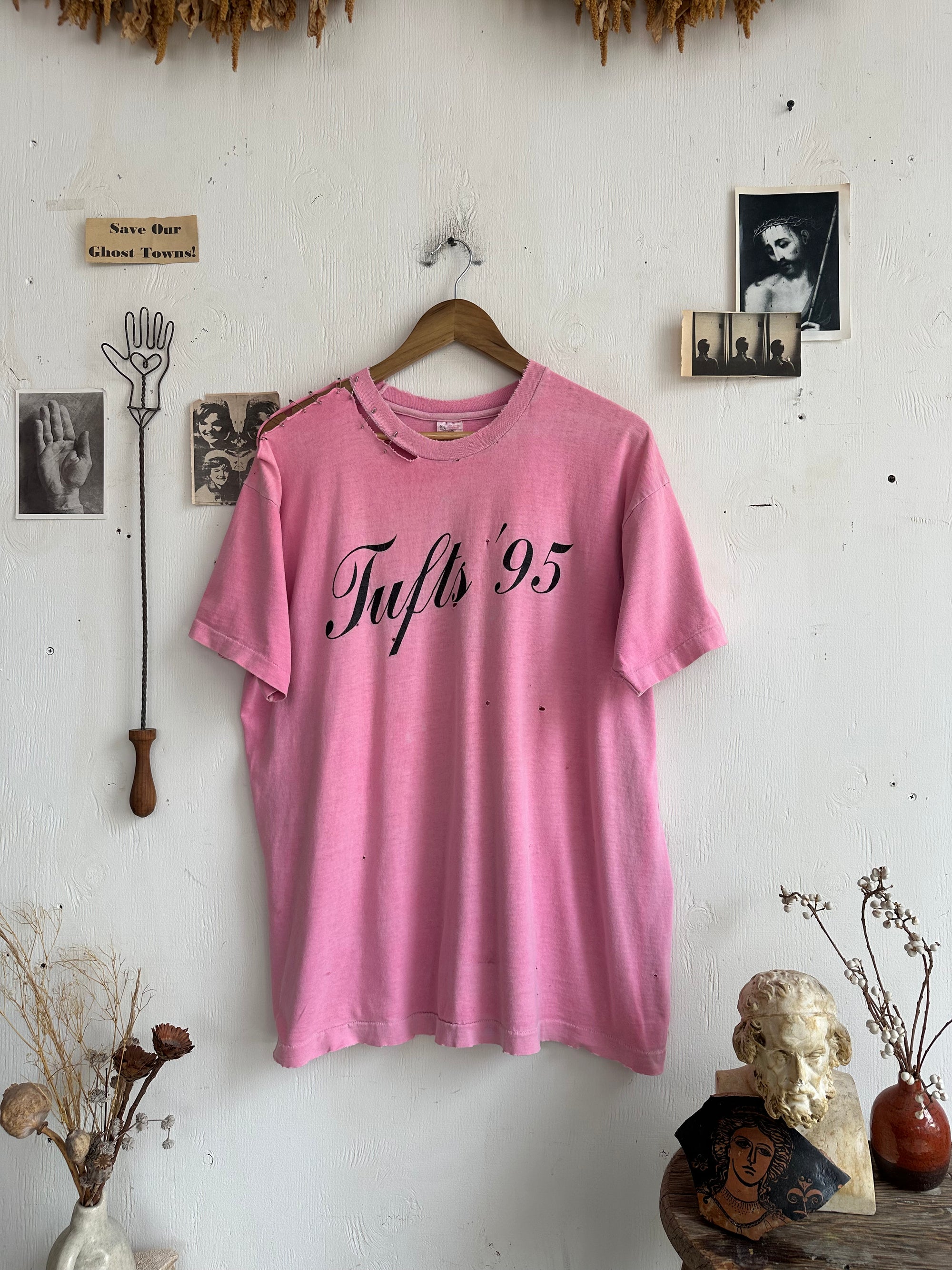 1995 Thrashed Tufts University Tee