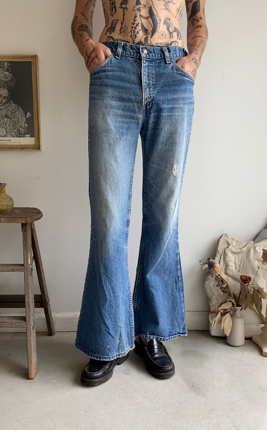 1980s Bell-Bottom Levi's Jeans (32 x 32)