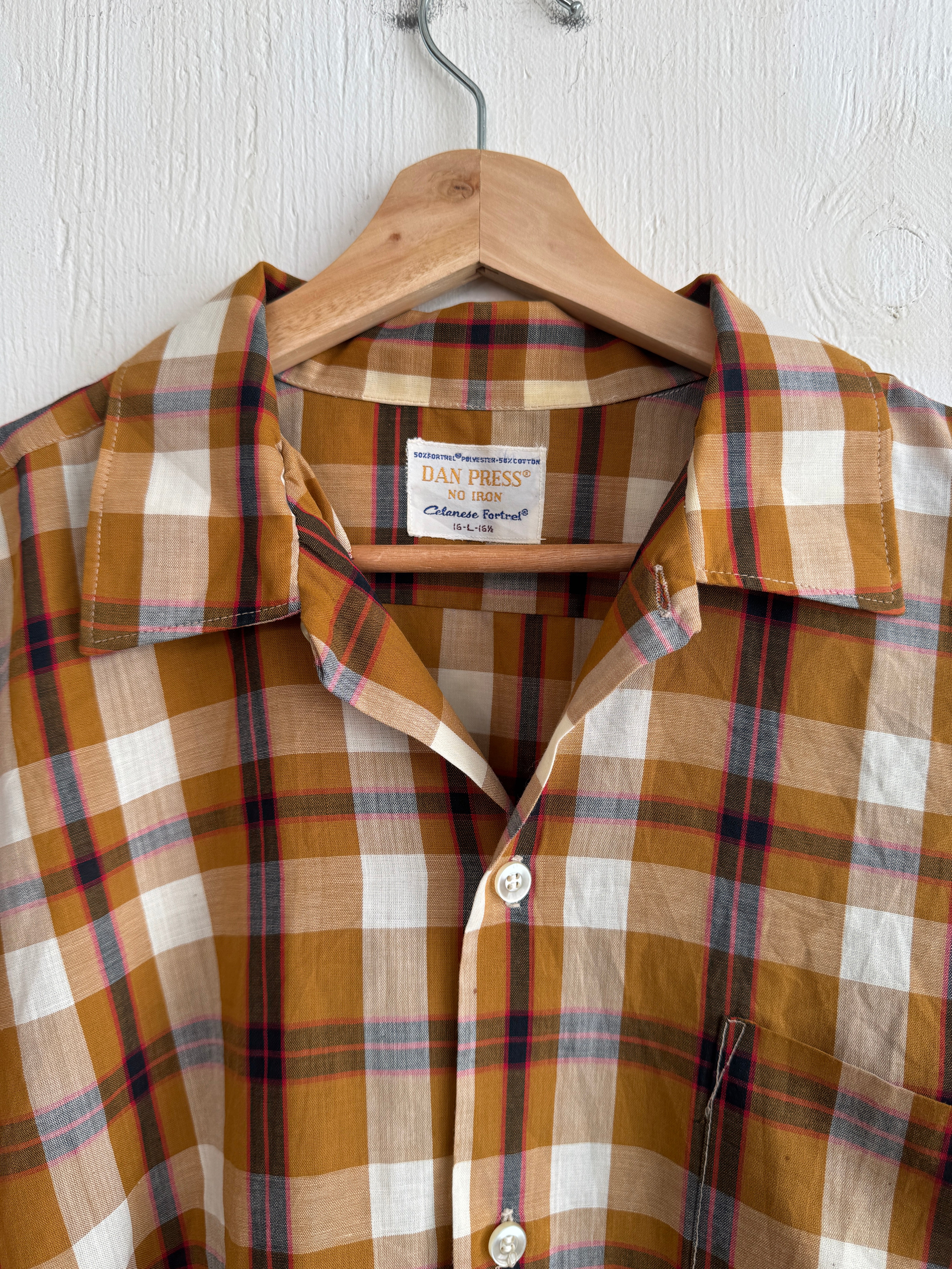 1960s Thin Plaid Shirt (XL)