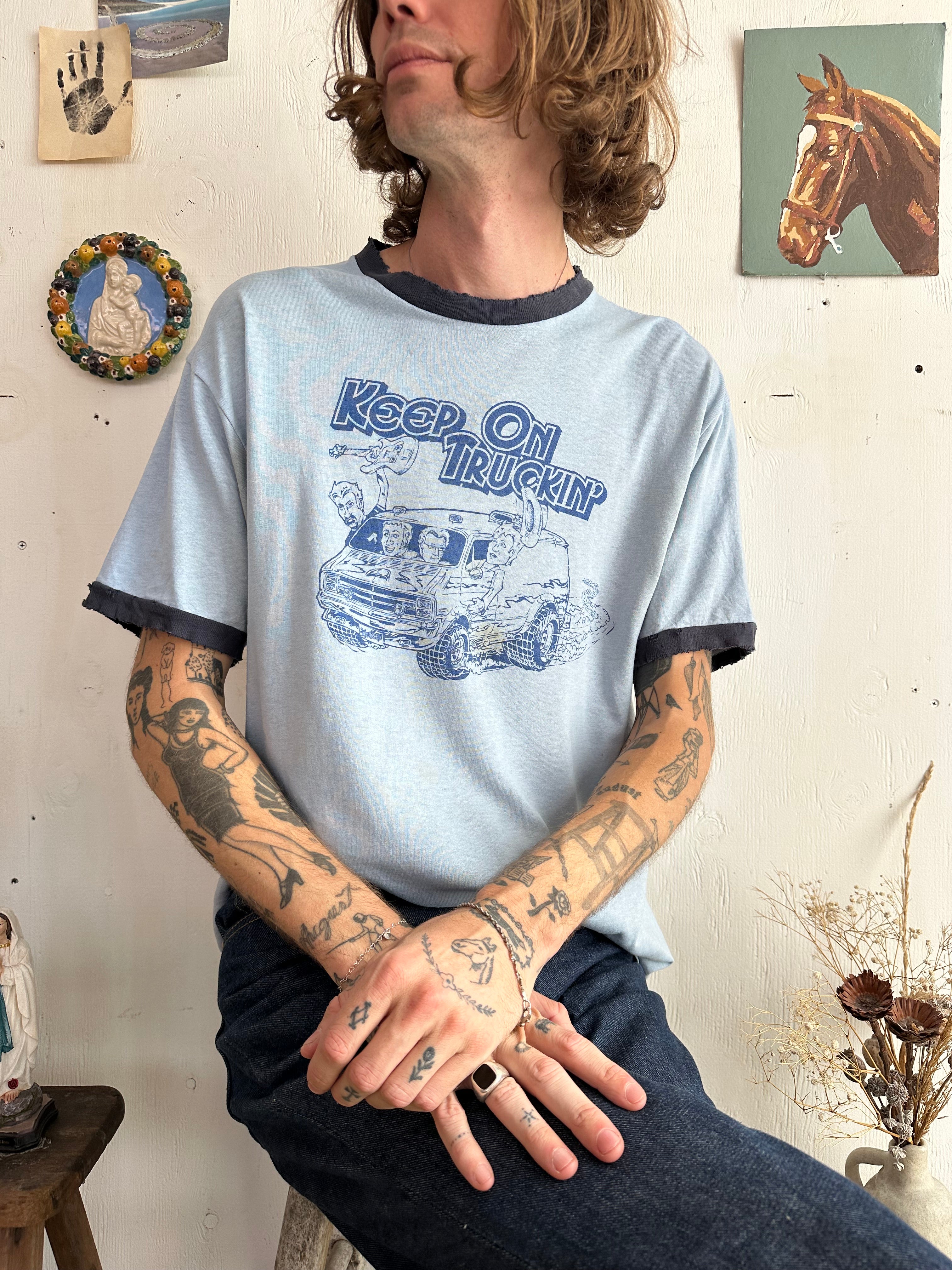 2000s Keep On Truckin’ T-Shirt (L/XL)