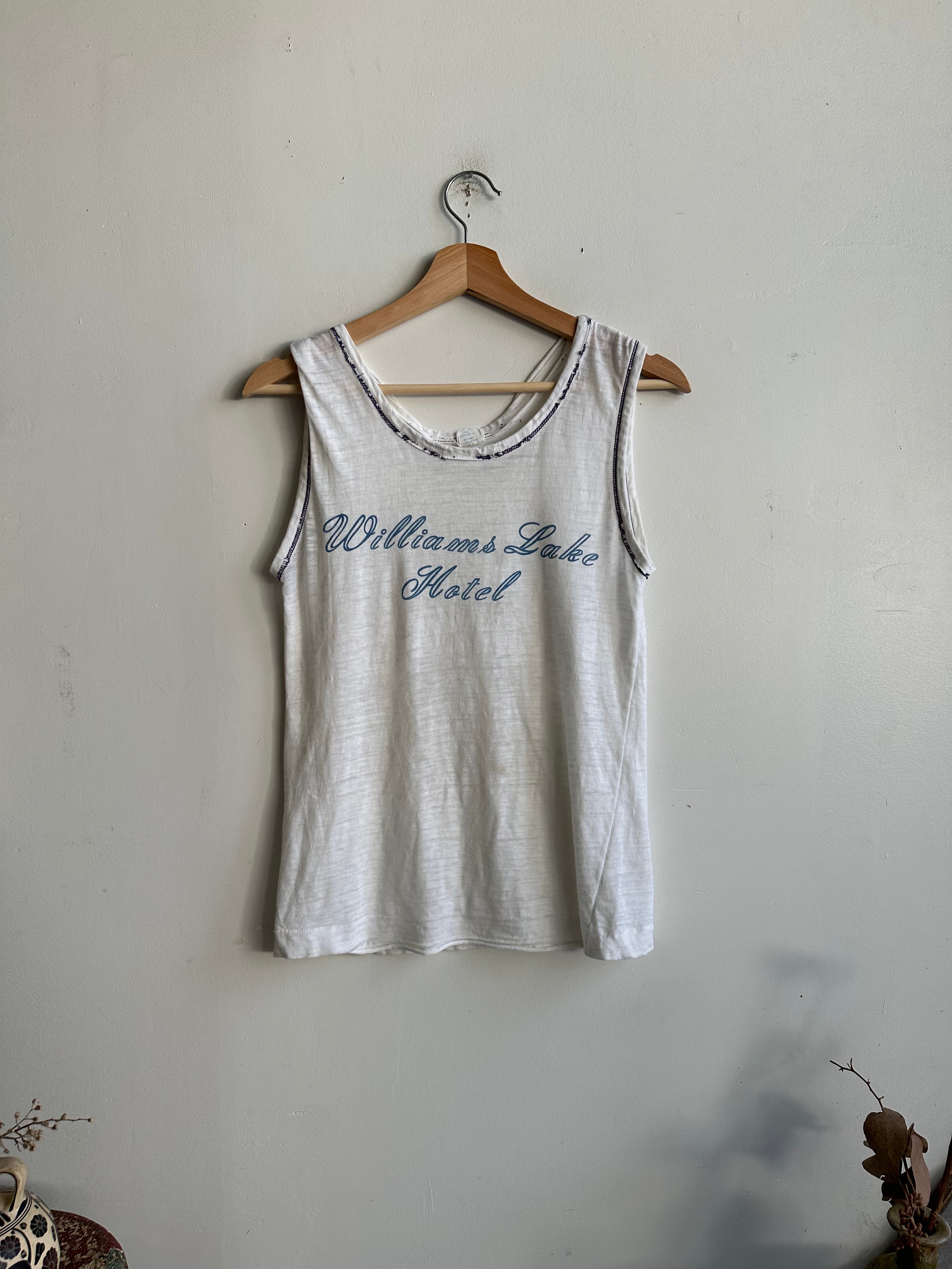 1960s Thrashed William Lake Hotel Muscle Tee (M)