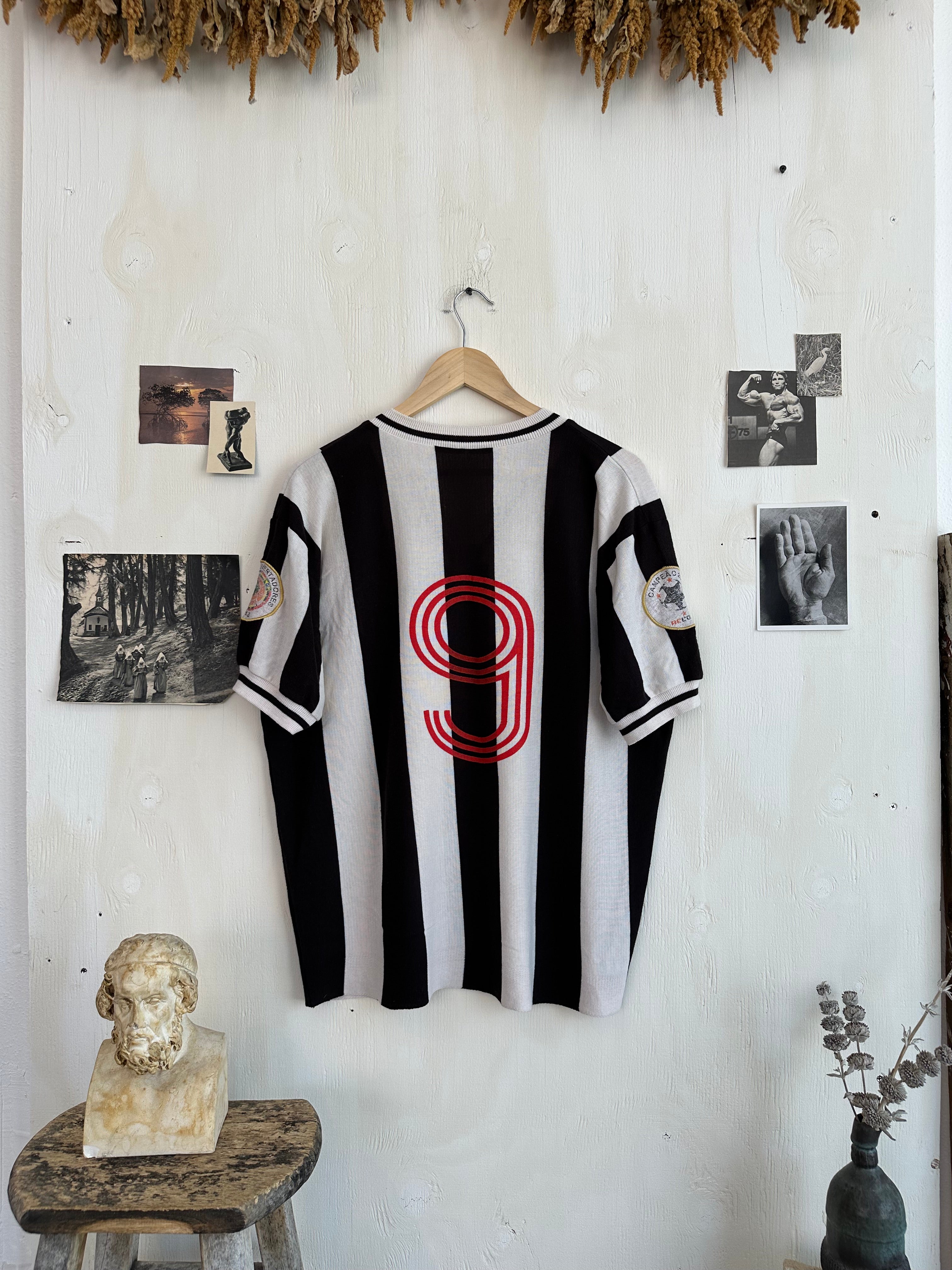 2000s Striped Soccer Jersey (Boxy XL)