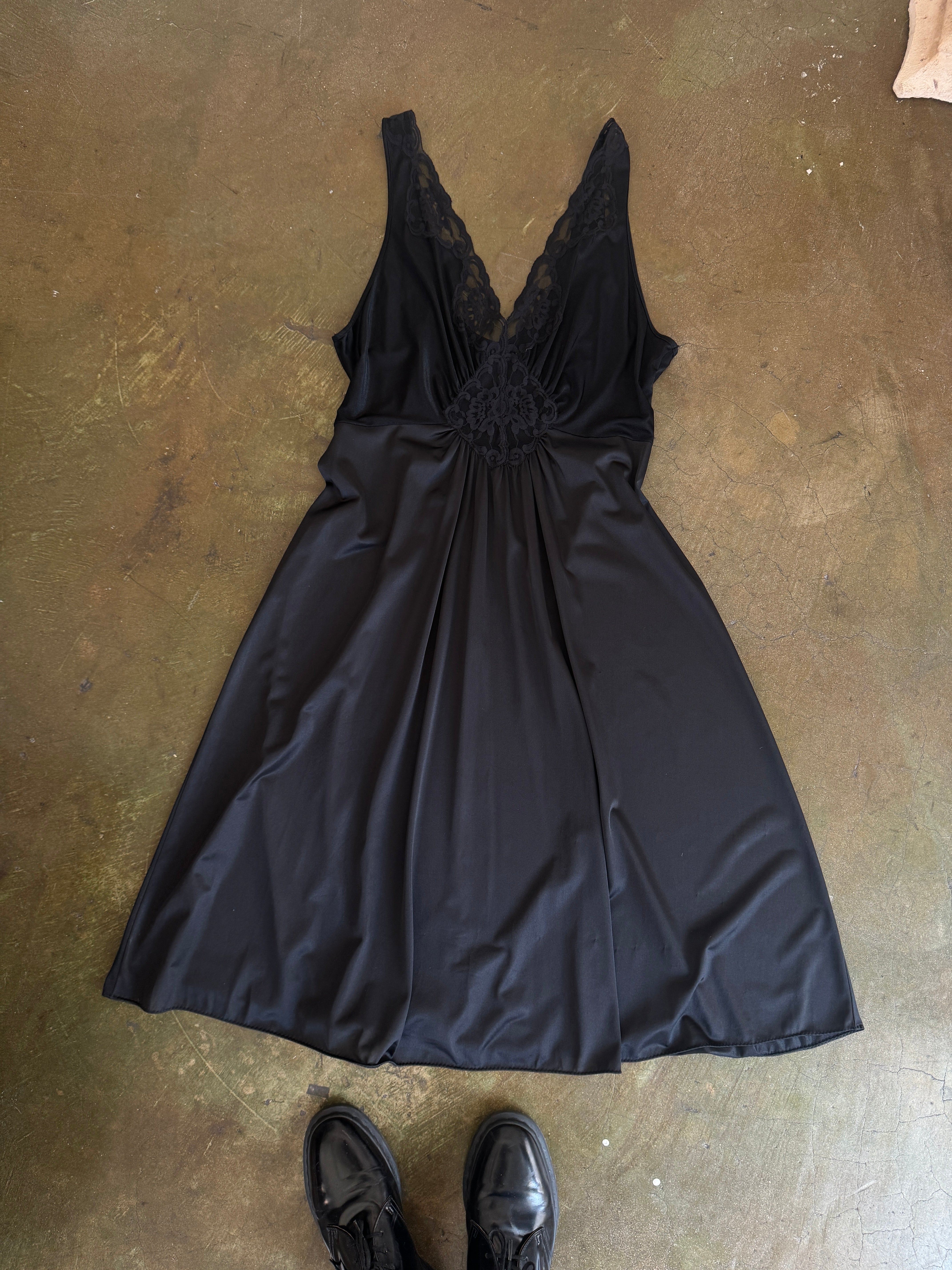 1990s Vanity Fair Lace Slip (L/XL)