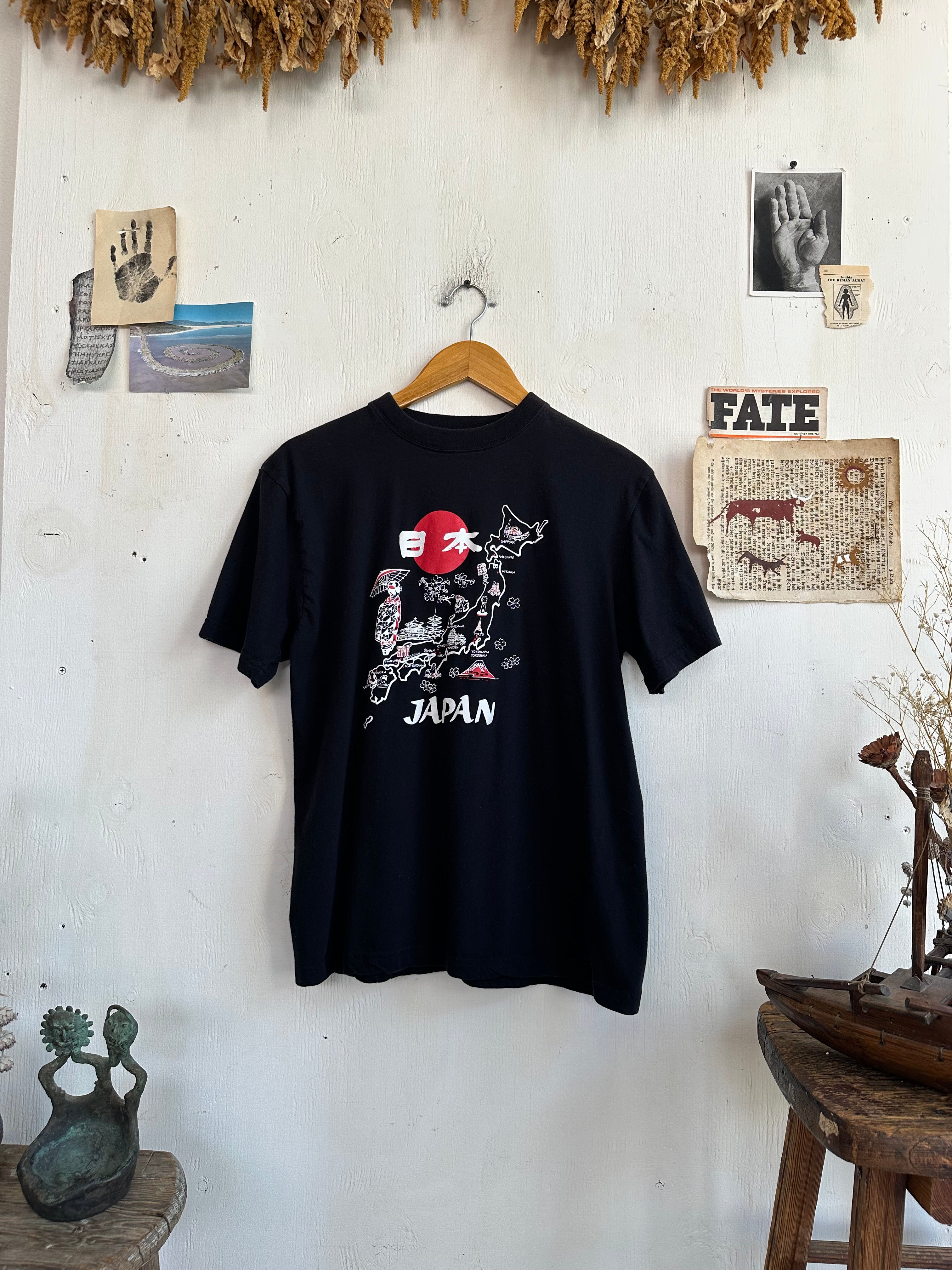2000s Japan Tee (M)