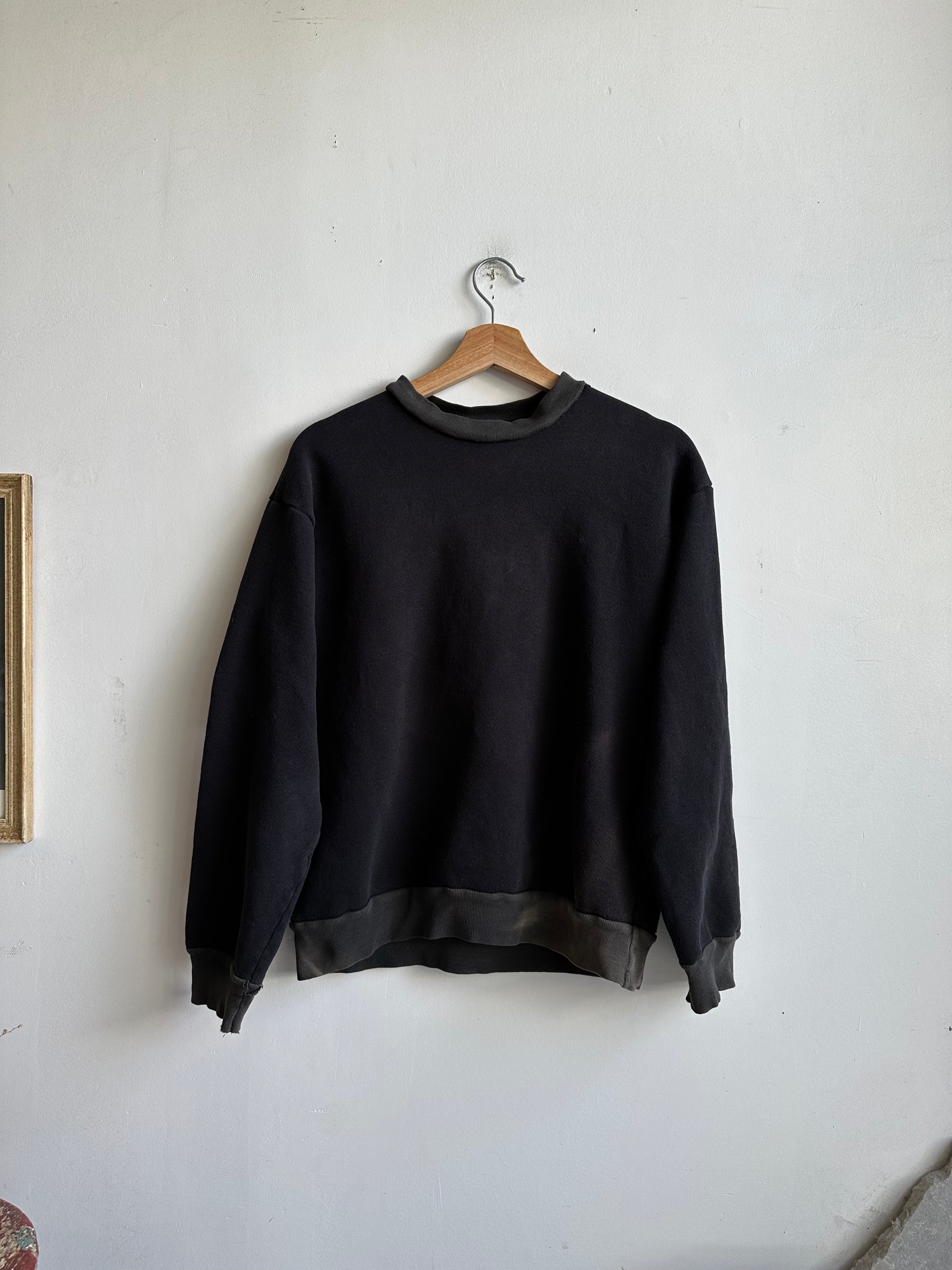 1980s Faded Two-Tone Blank Sweatshirt (S/M)