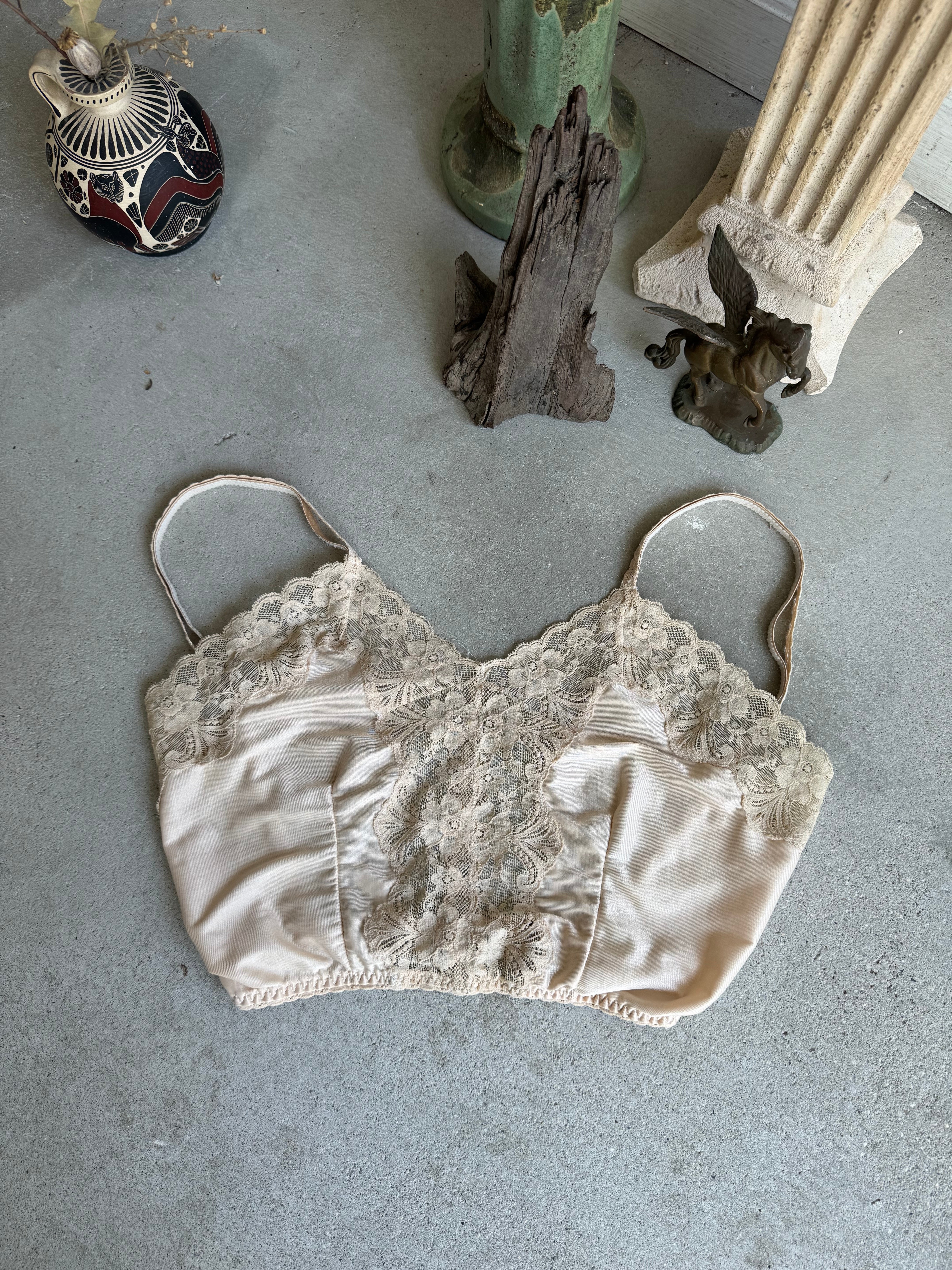 1970s Lace Bralette (M)