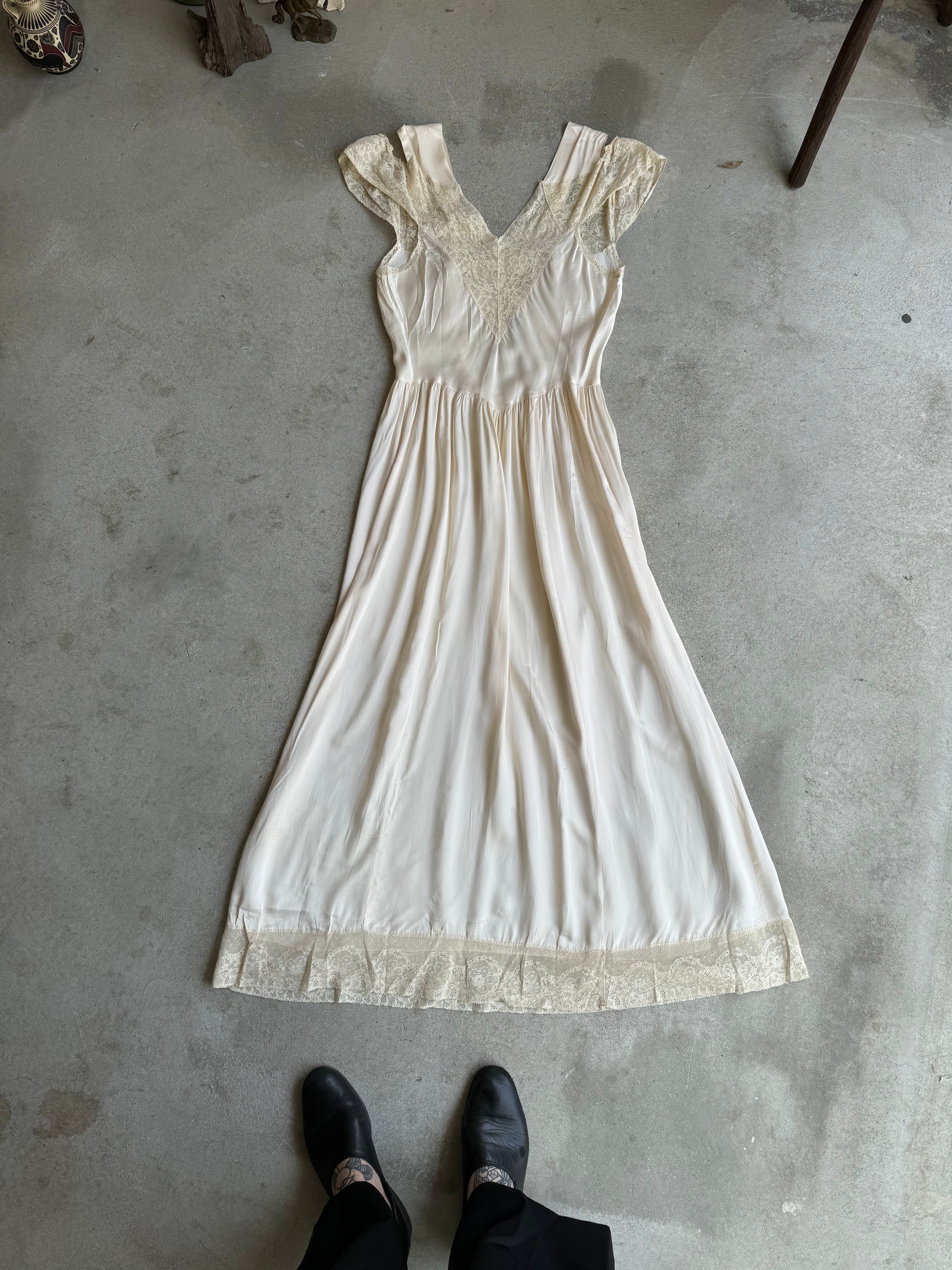 1940s Pastel Rayon Slip (S/M)