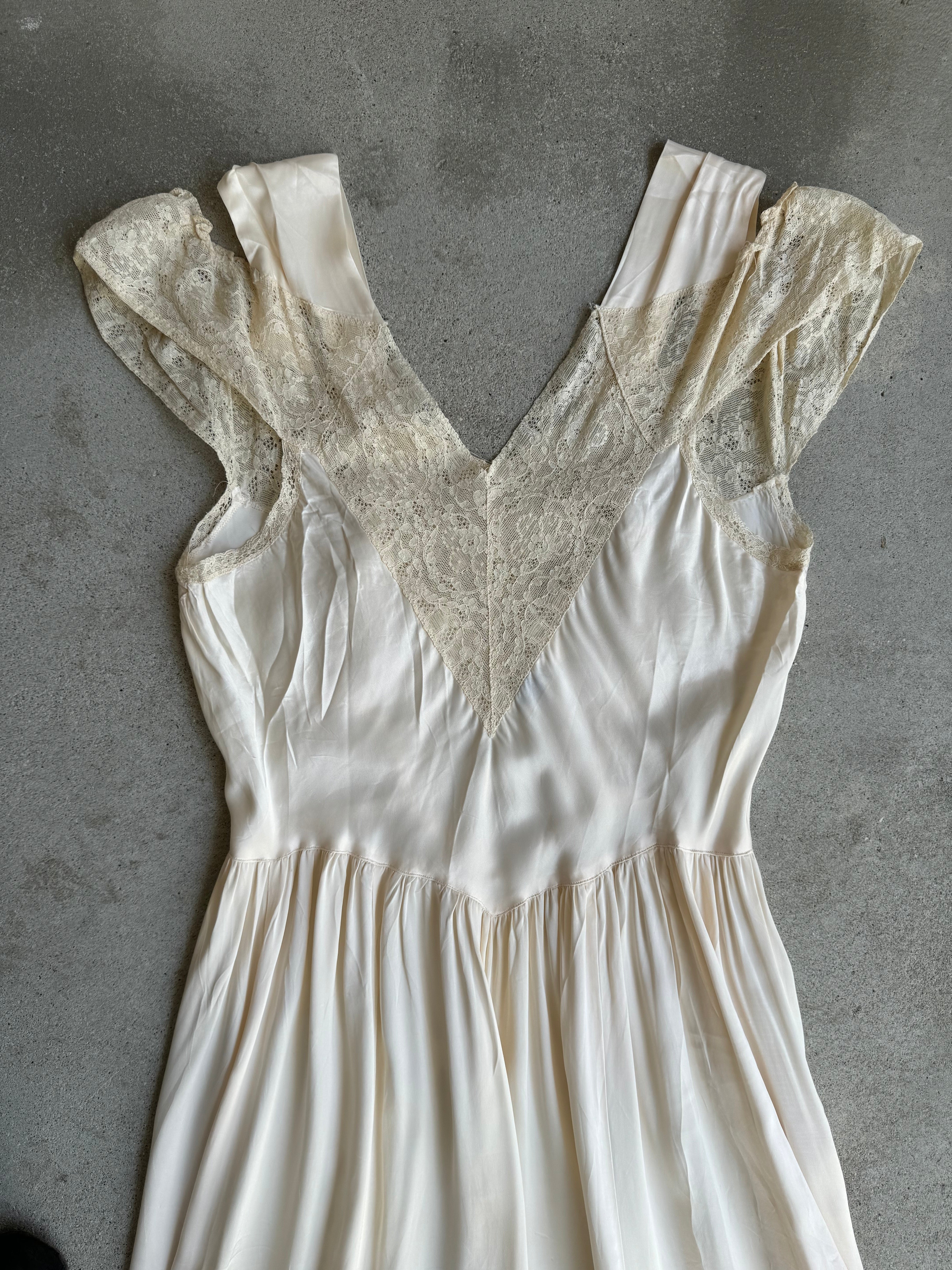 1940s Pastel Rayon Slip (S/M)