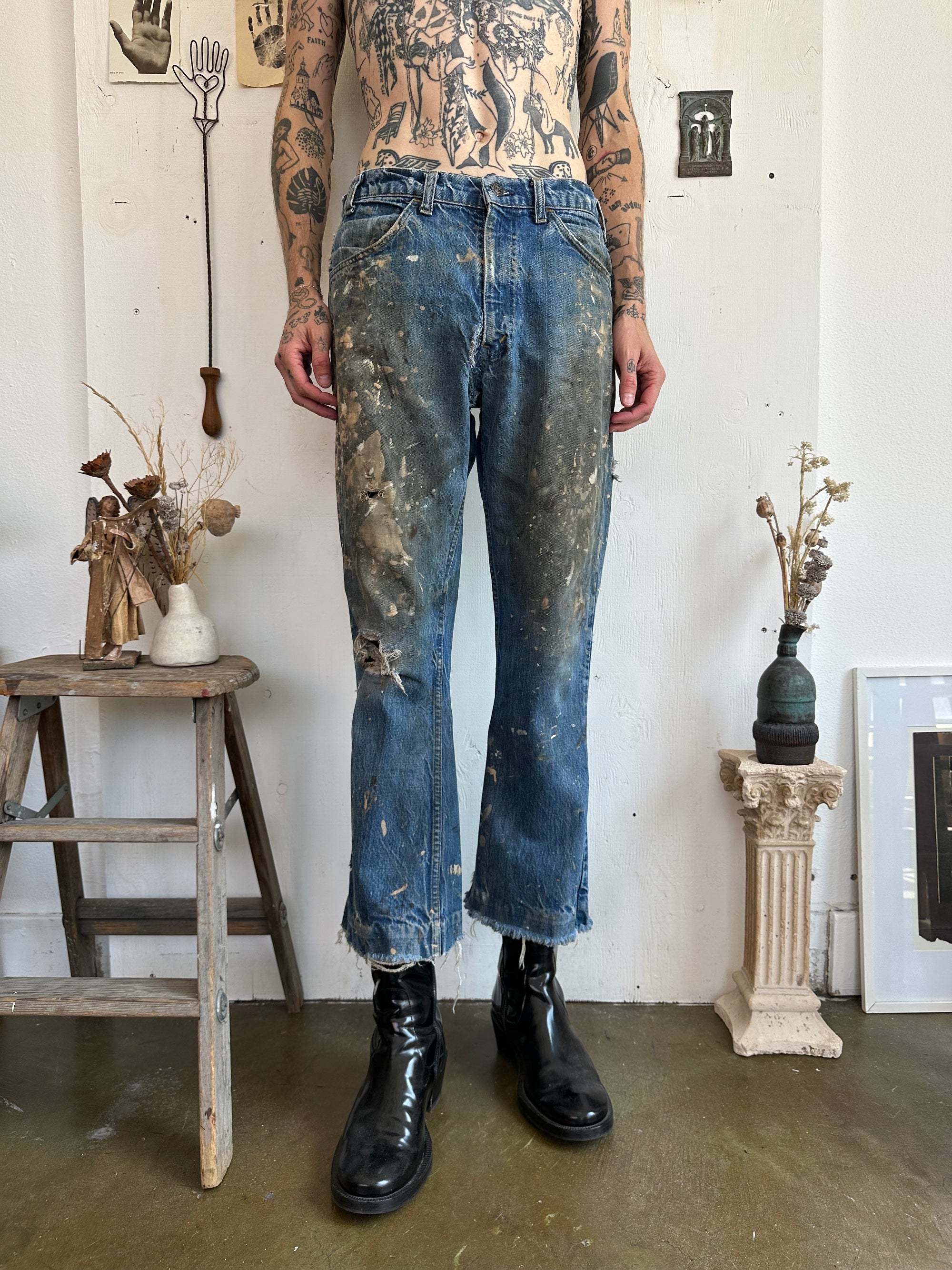 1970s Paint Splattered Orange Tab Levis Cropped Flair