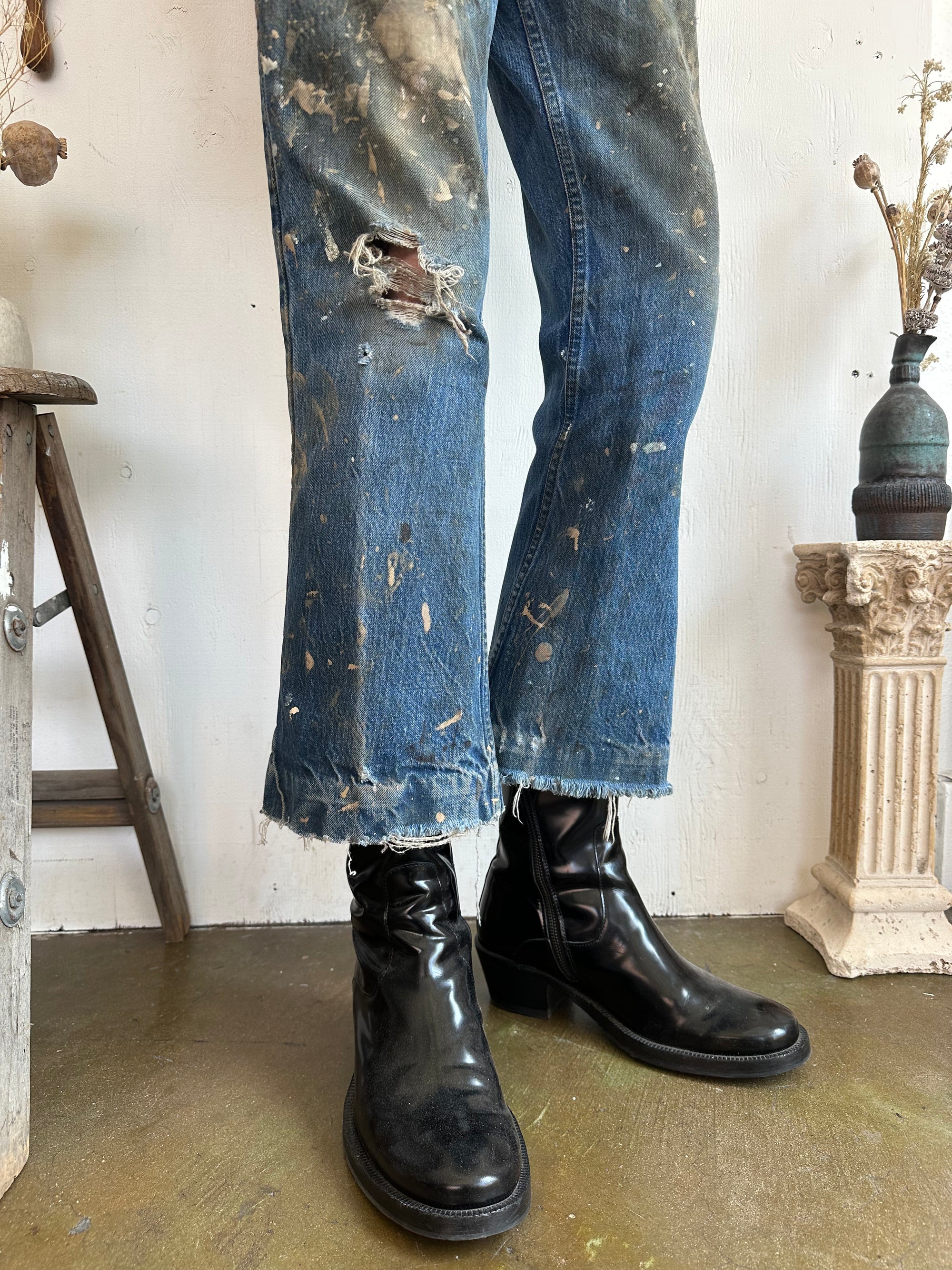1970s Paint Splattered Orange Tab Levis Cropped Flair