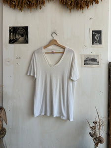 1980s Paper Thin V-Neck Blank (L)