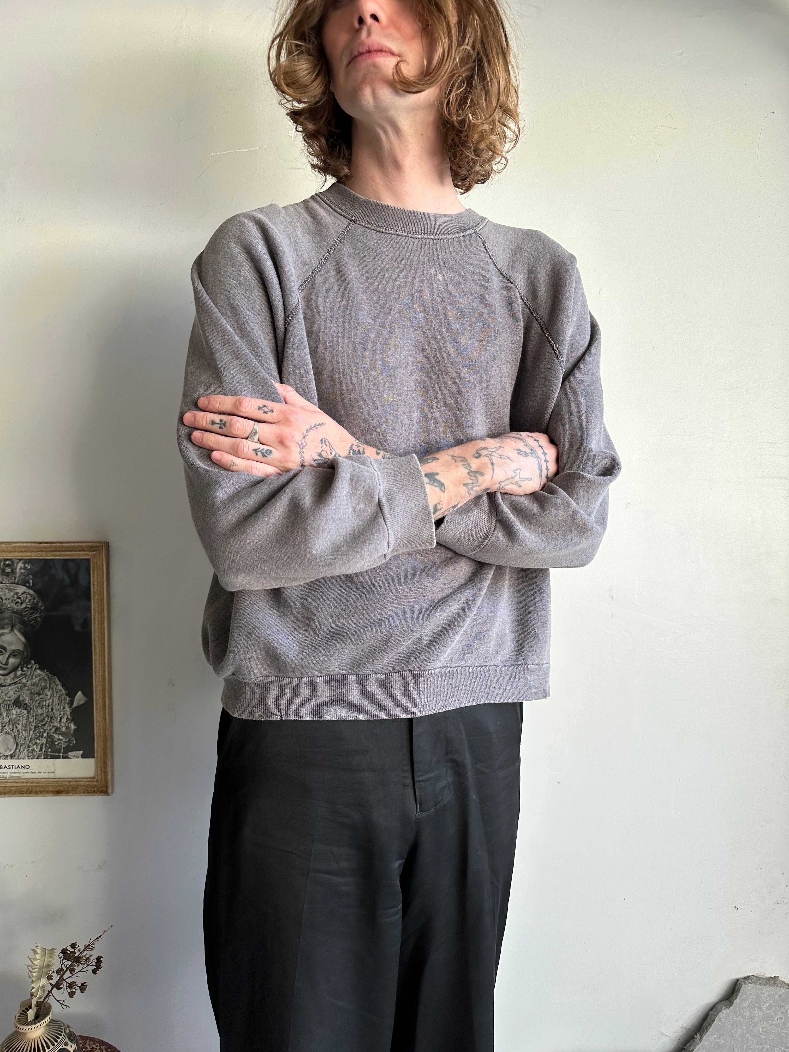 1980s Faded Gray Sweatshirt (Boxy M)