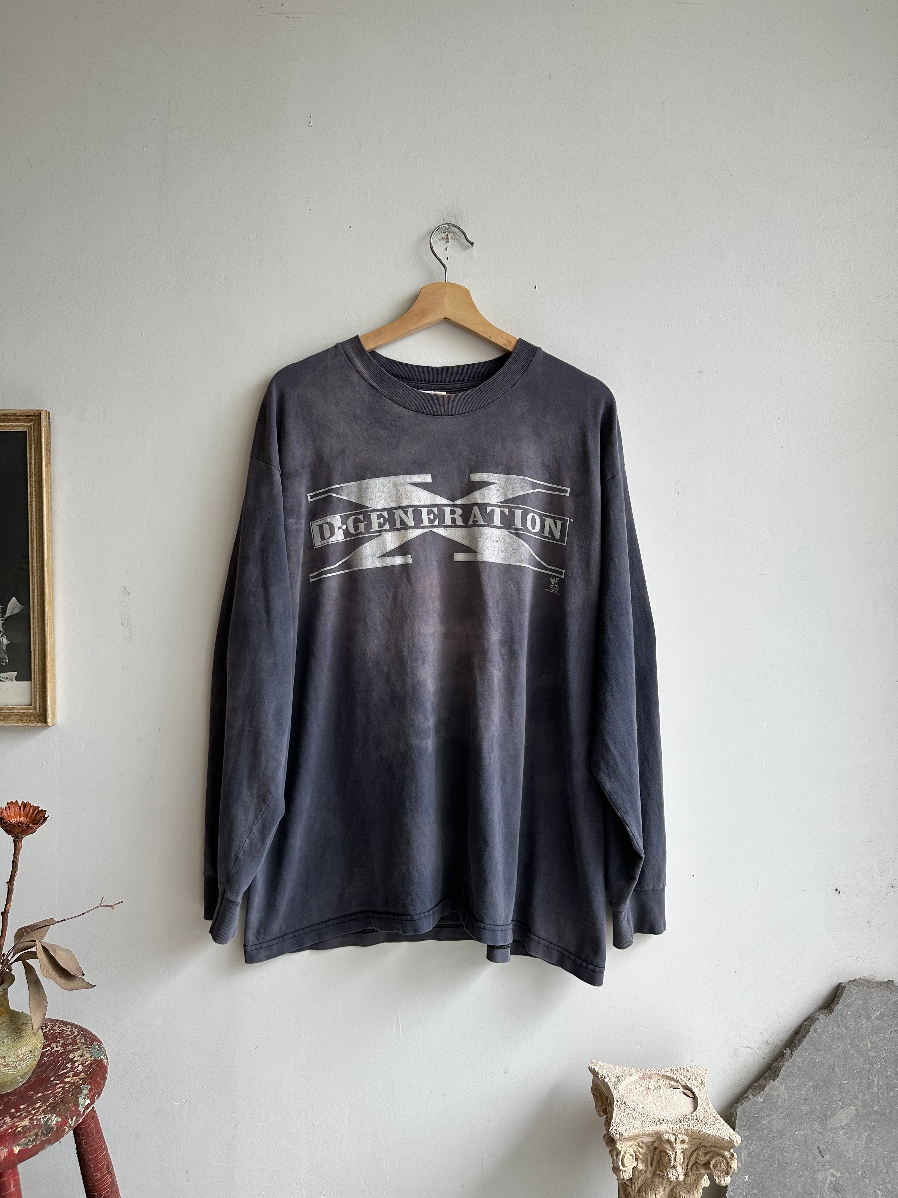 2000s Sunfaded D-Generation X WWE Long Sleeve (XXL)