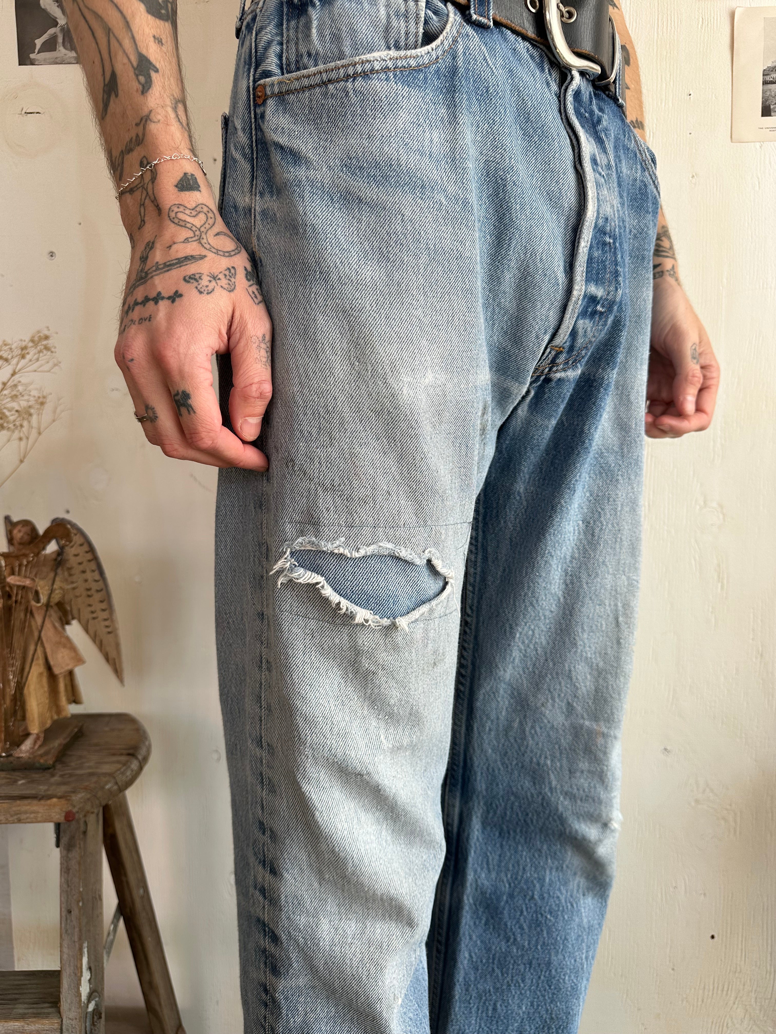 1980s Made in the US Repaired Levis 501 (32/34)