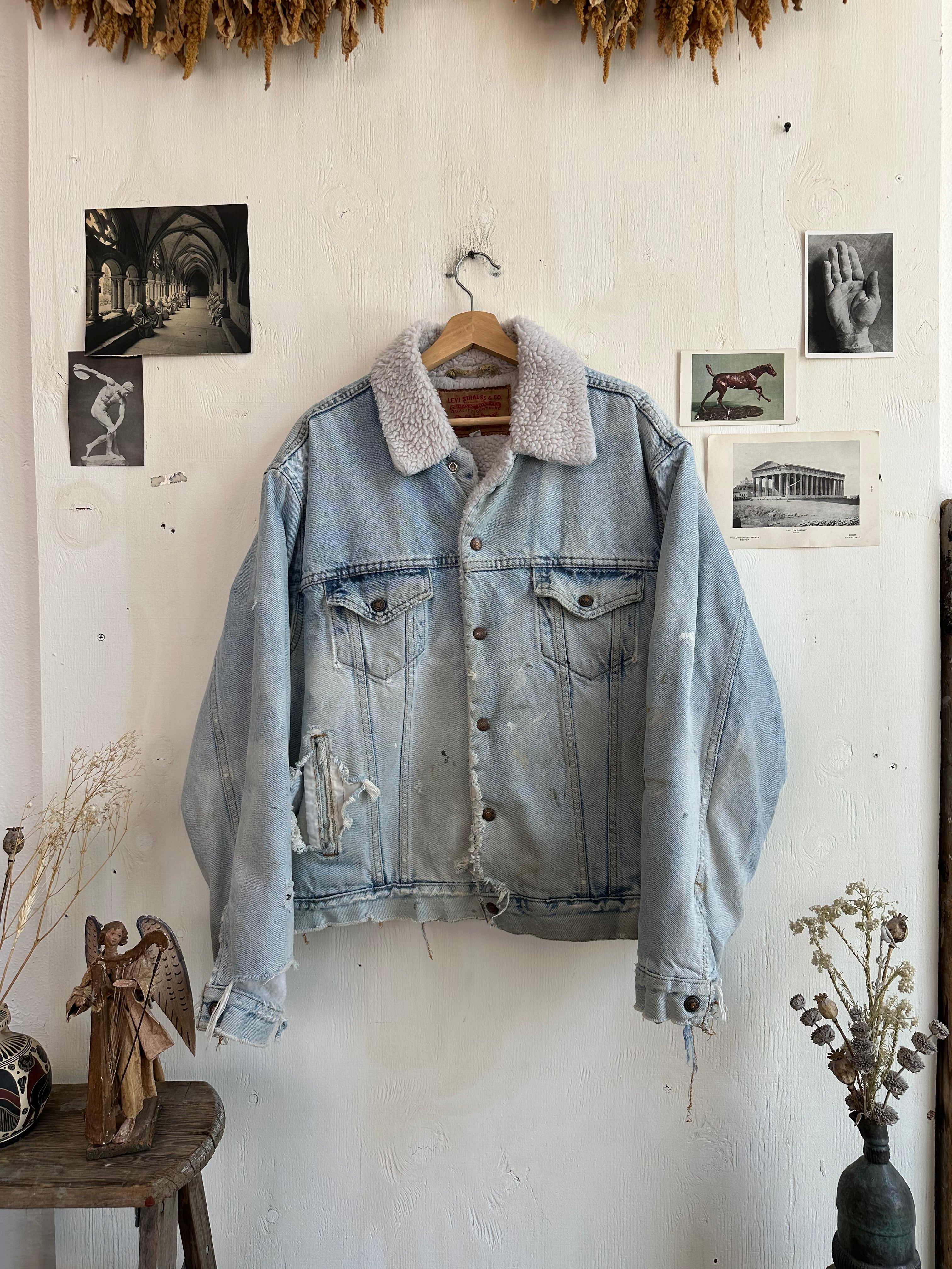 1990s Thrashed Shearling Lined Levi’s Trucker Jacket (Boxy M/L)