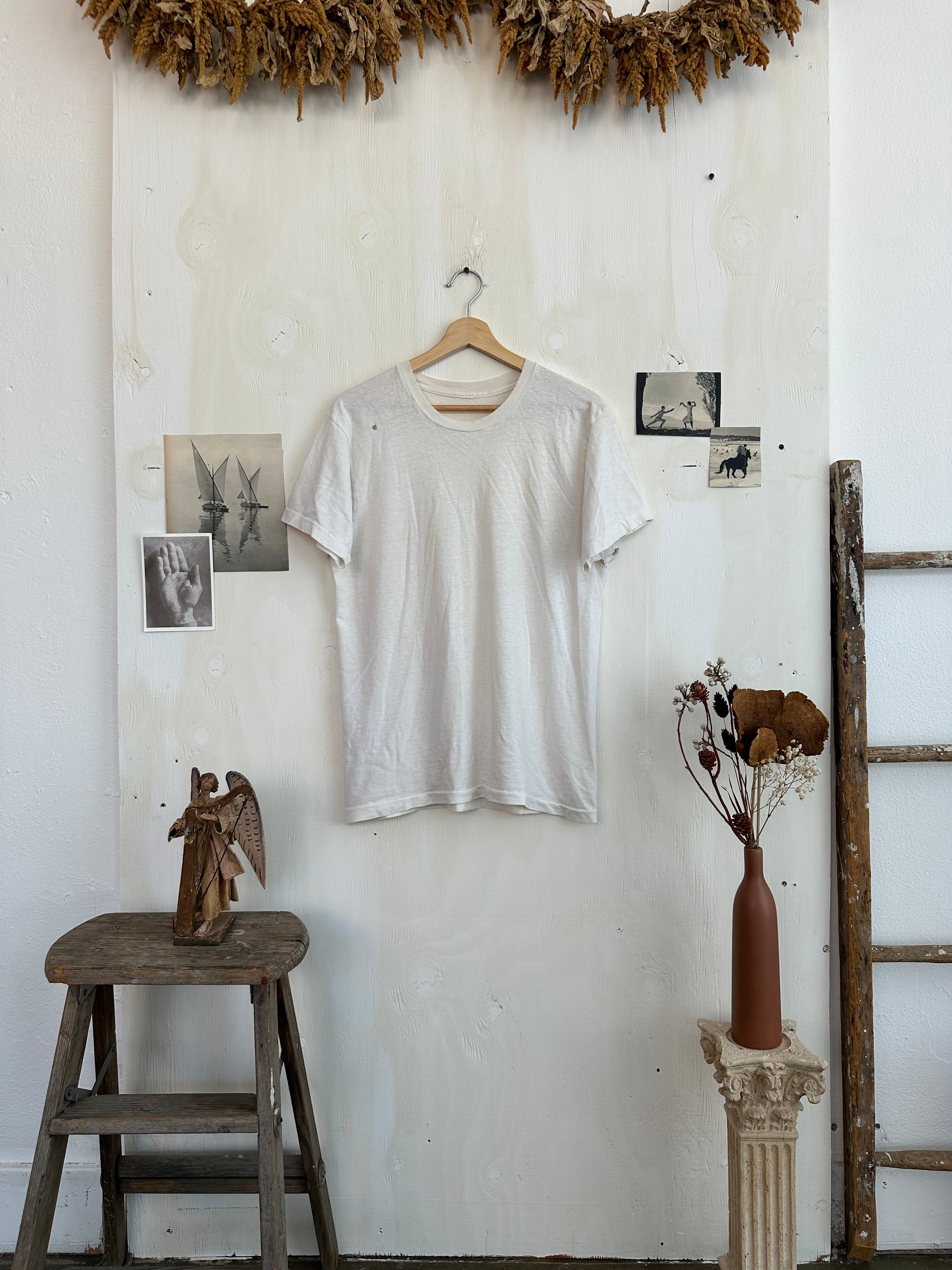 Well-Worn White T-Shirt (M/L)