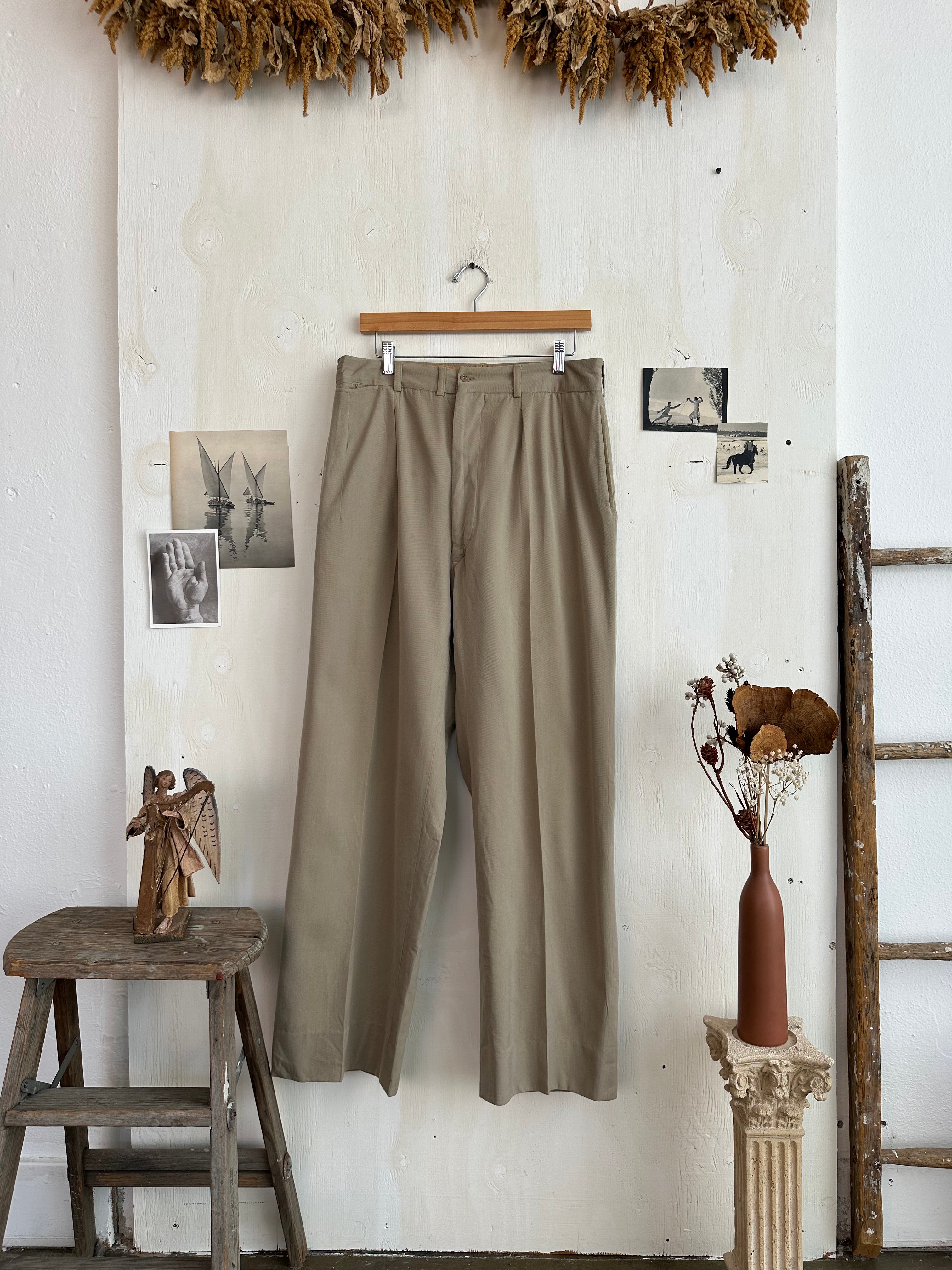 1940s Pleated Baggy Khaki Trousers (32/32)