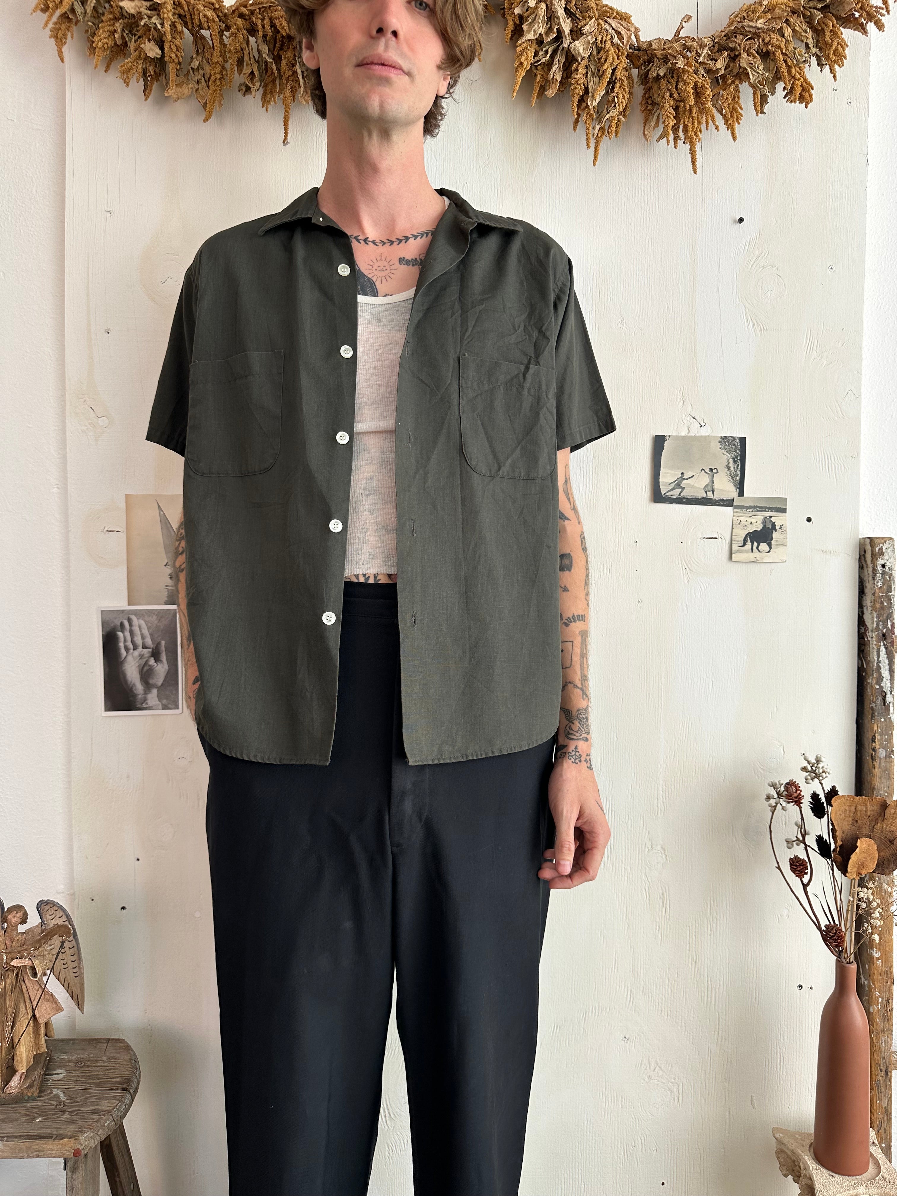1970s Charcoal S/S Button Up (Boxy M)
