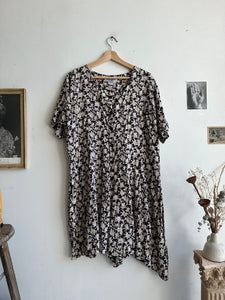 1990s Black Floral Dress (XL)