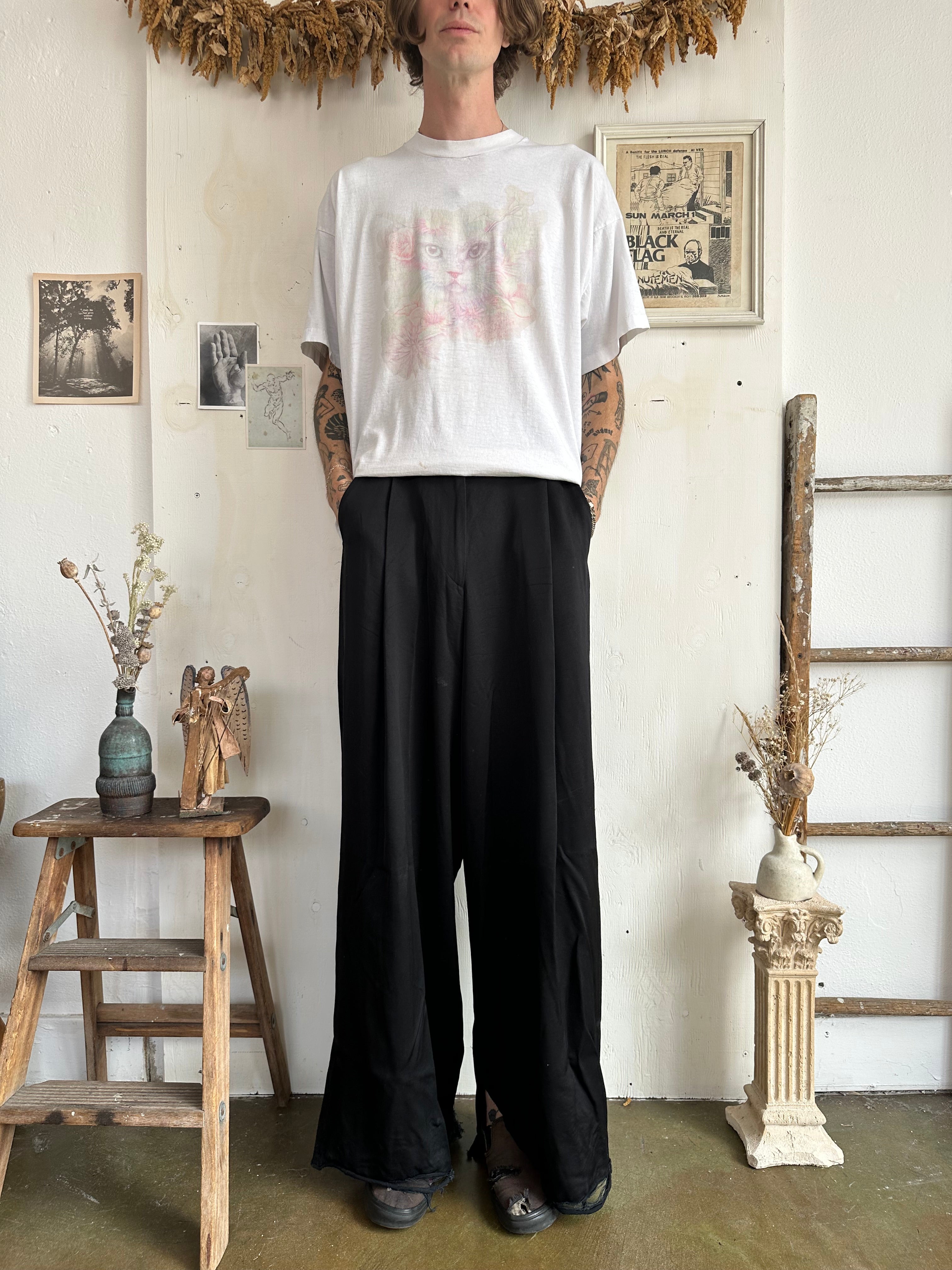 1990s Faded Cat T-Shirt (Boxy XL)