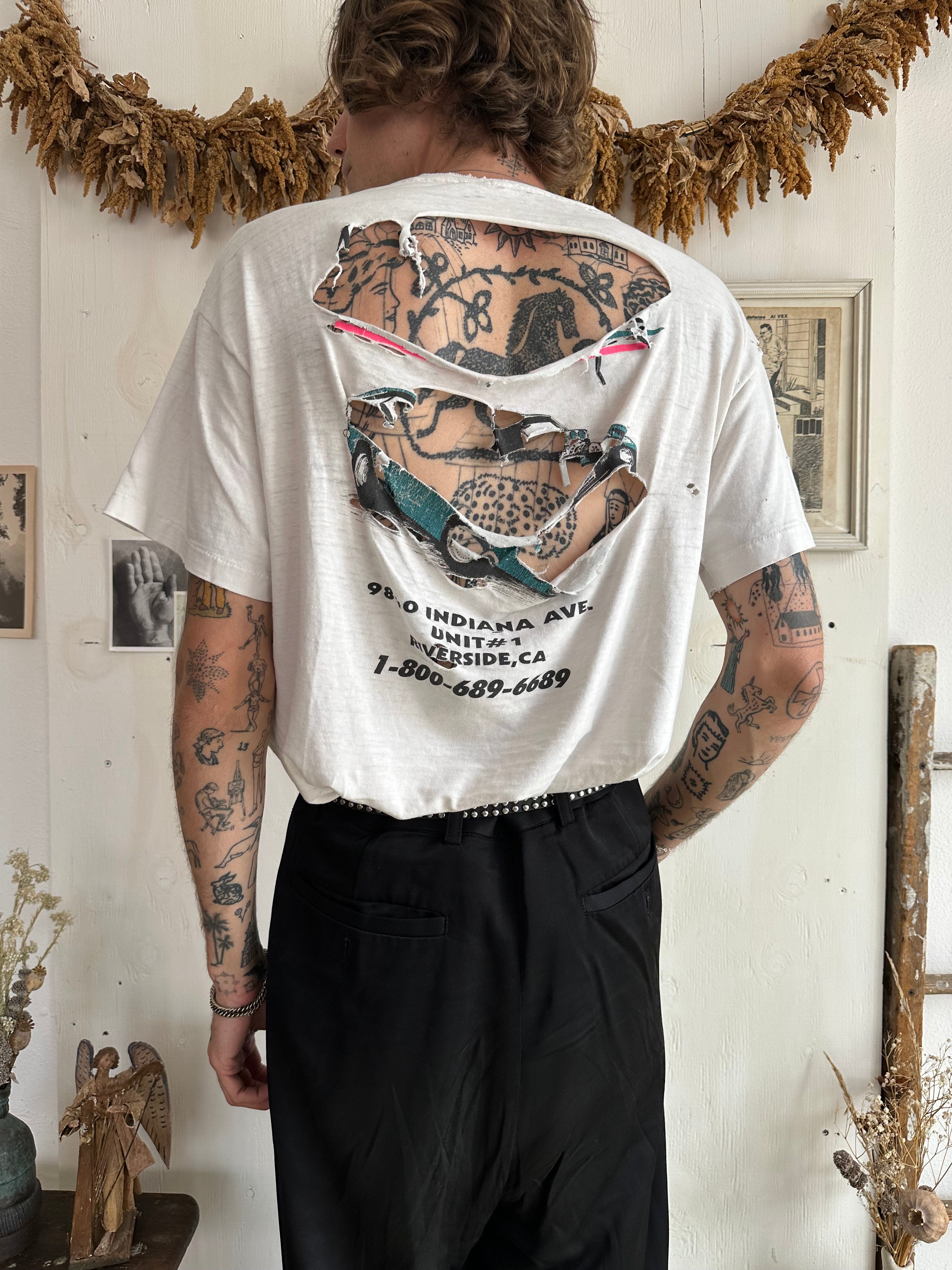 1980s Thrashed Auto Body Shop Tee (L/XL)