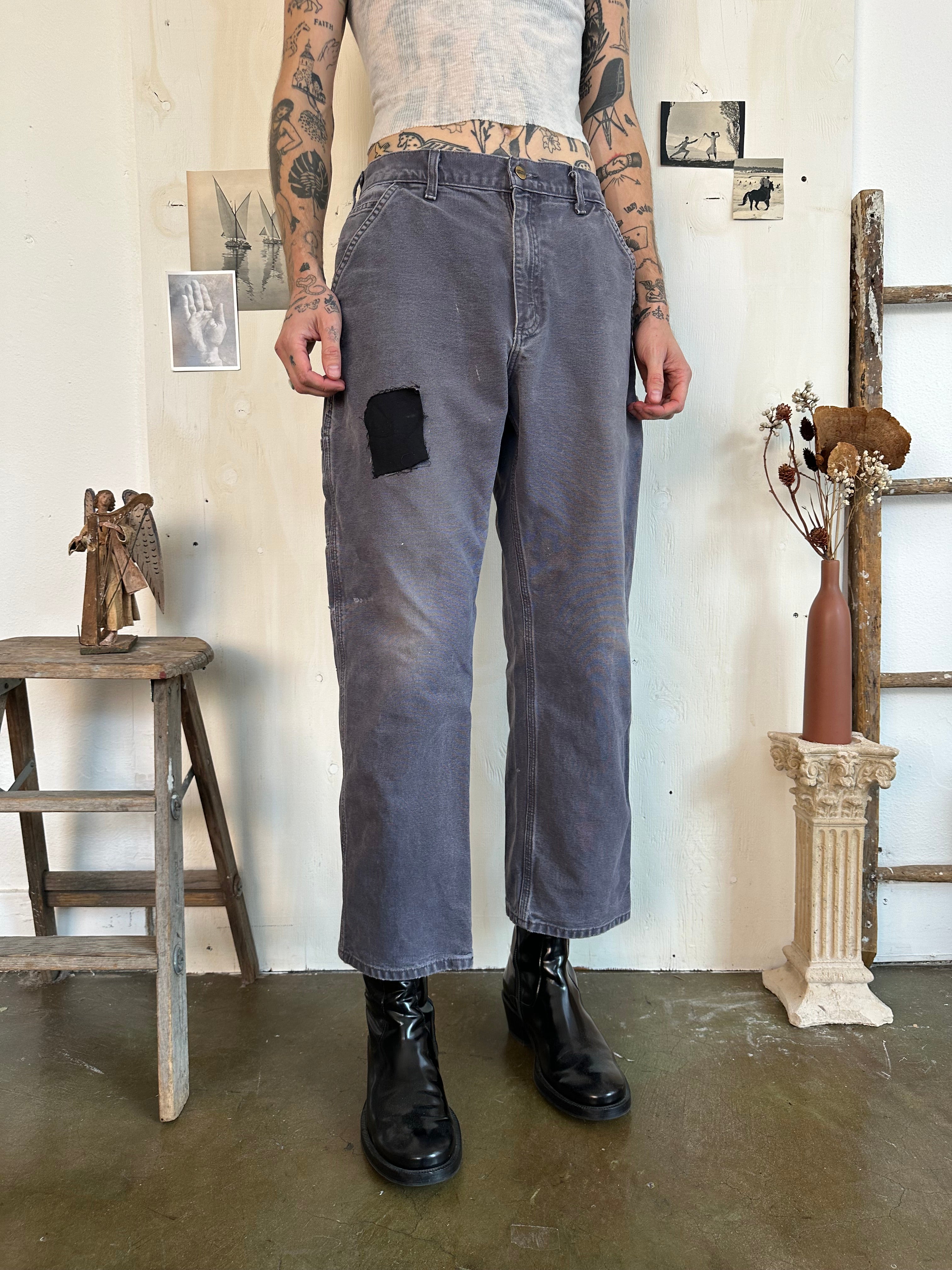 1990s Sunfaded Patched Carhartt Carpenter Pants (32/29)