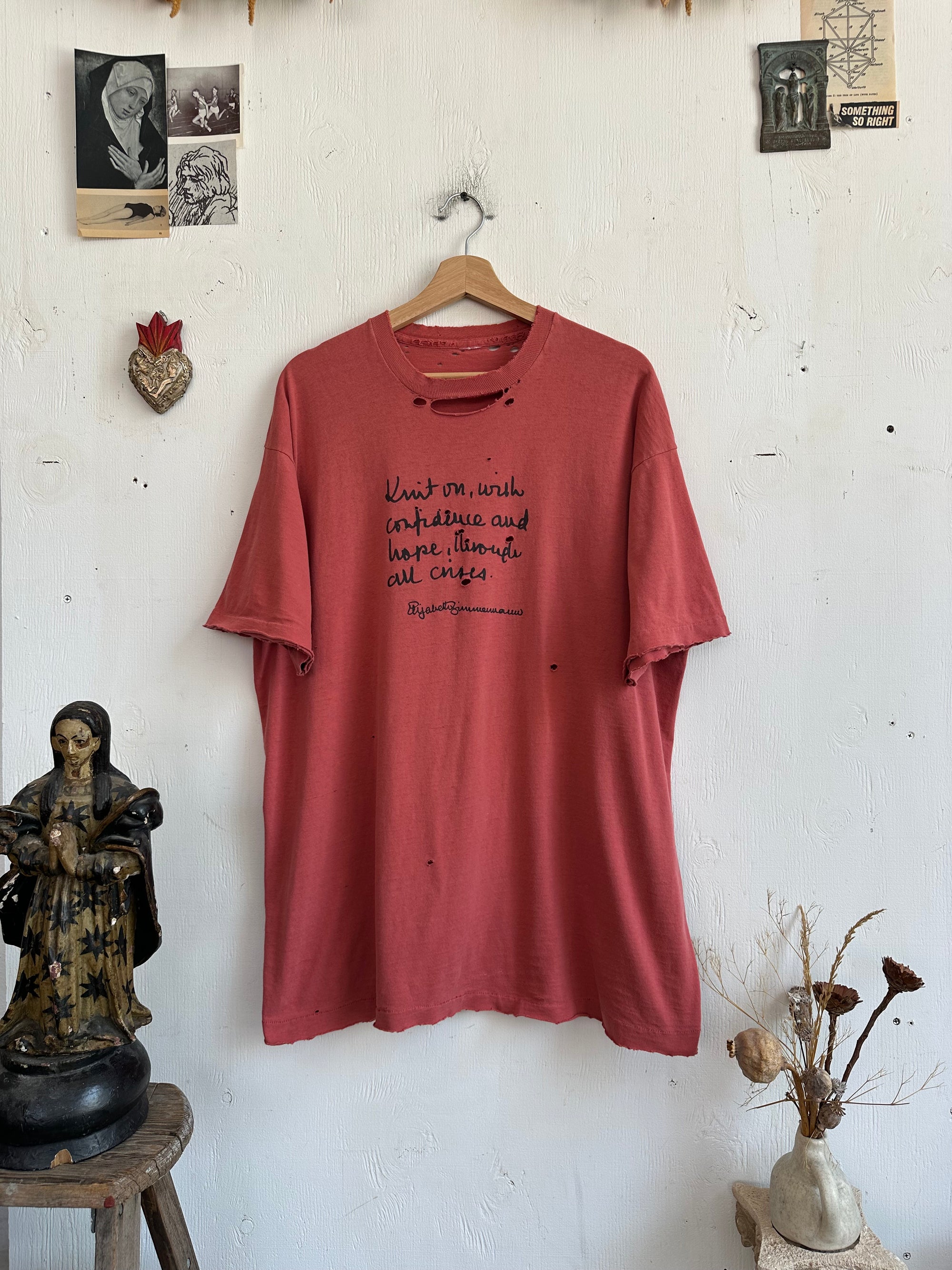 1990s Thrashed and Sunfaded Confidence Tee
