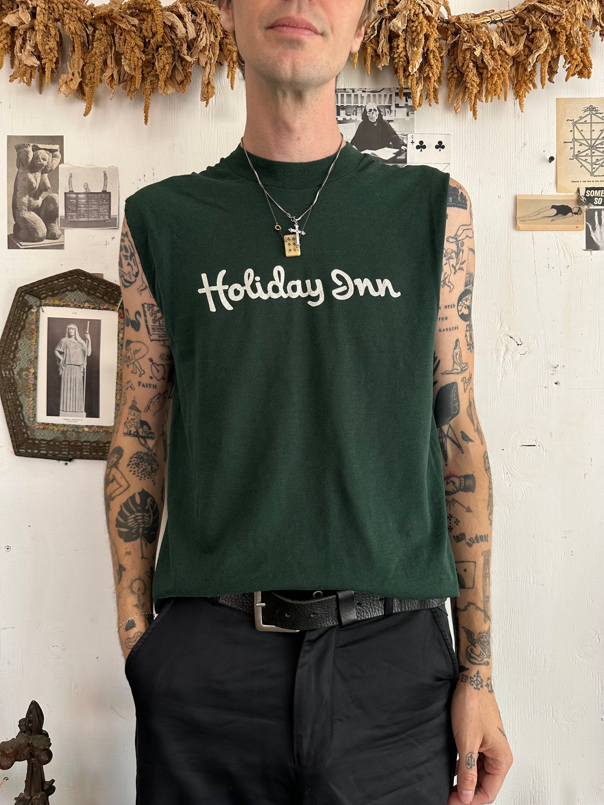 1990s Holiday Inn Muscle Tee