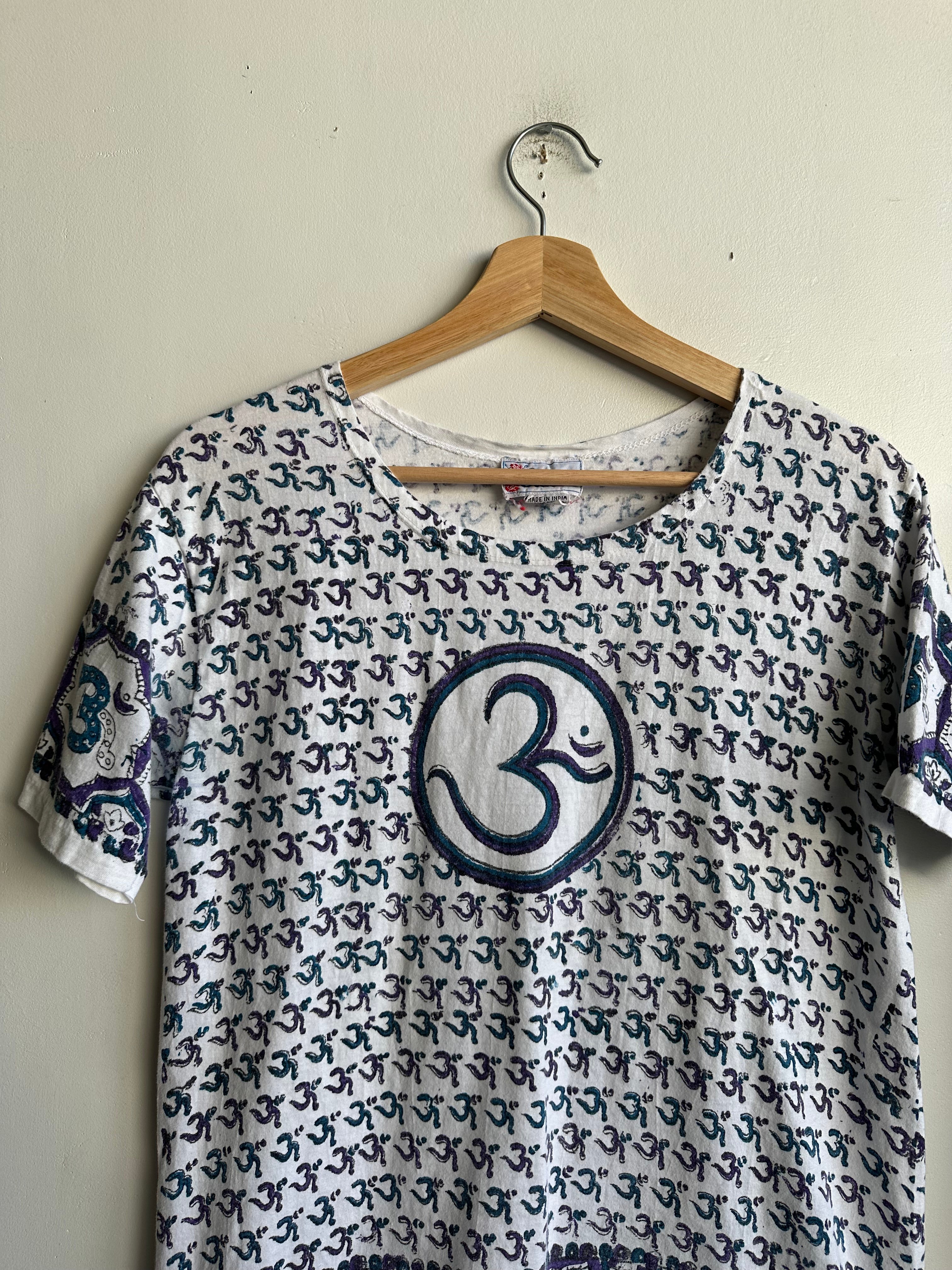 1980s Om All Over Print Tee (S/M)