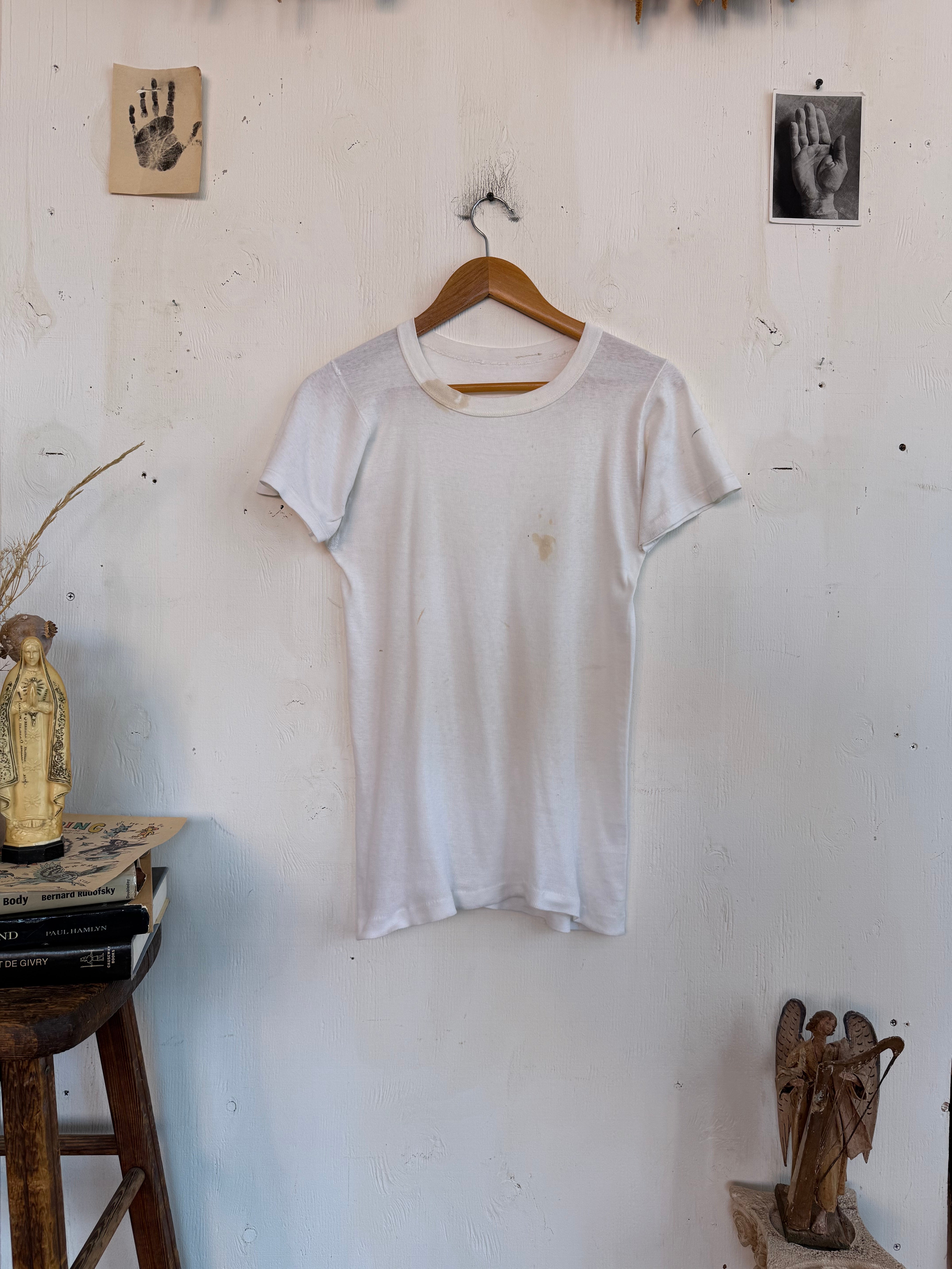 1960s Well Worn Ribbed White Blank (M)