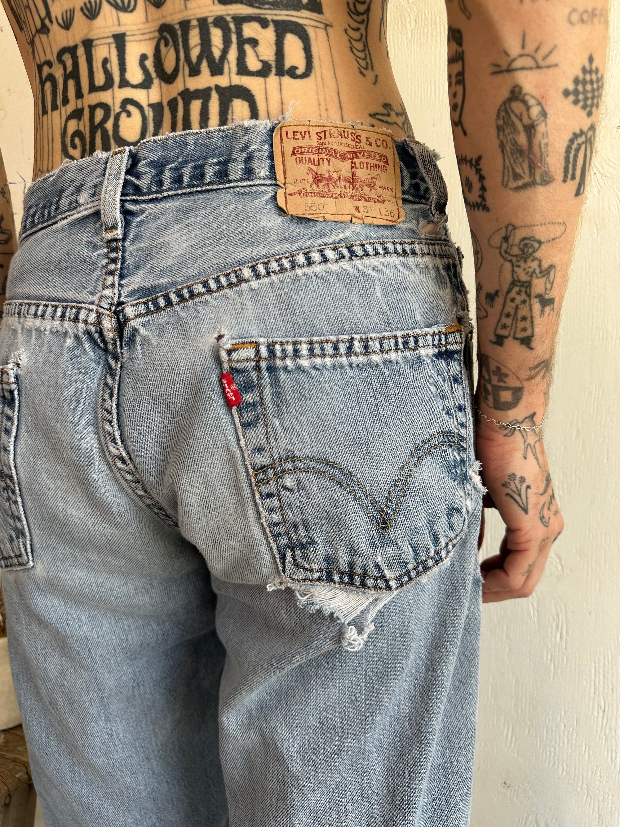 1990s Relaxed Fit Levis 550s