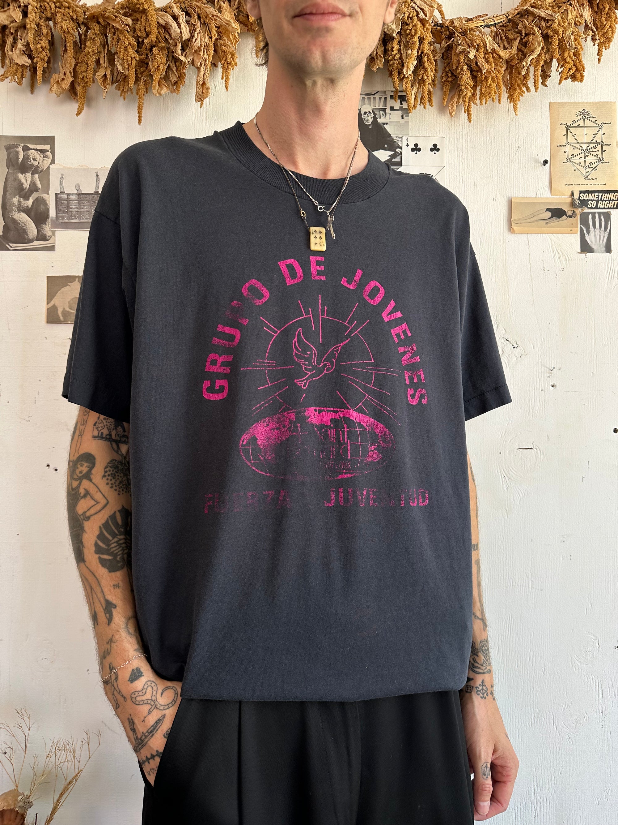 1980s Faded Grupo De Jovenes Tee